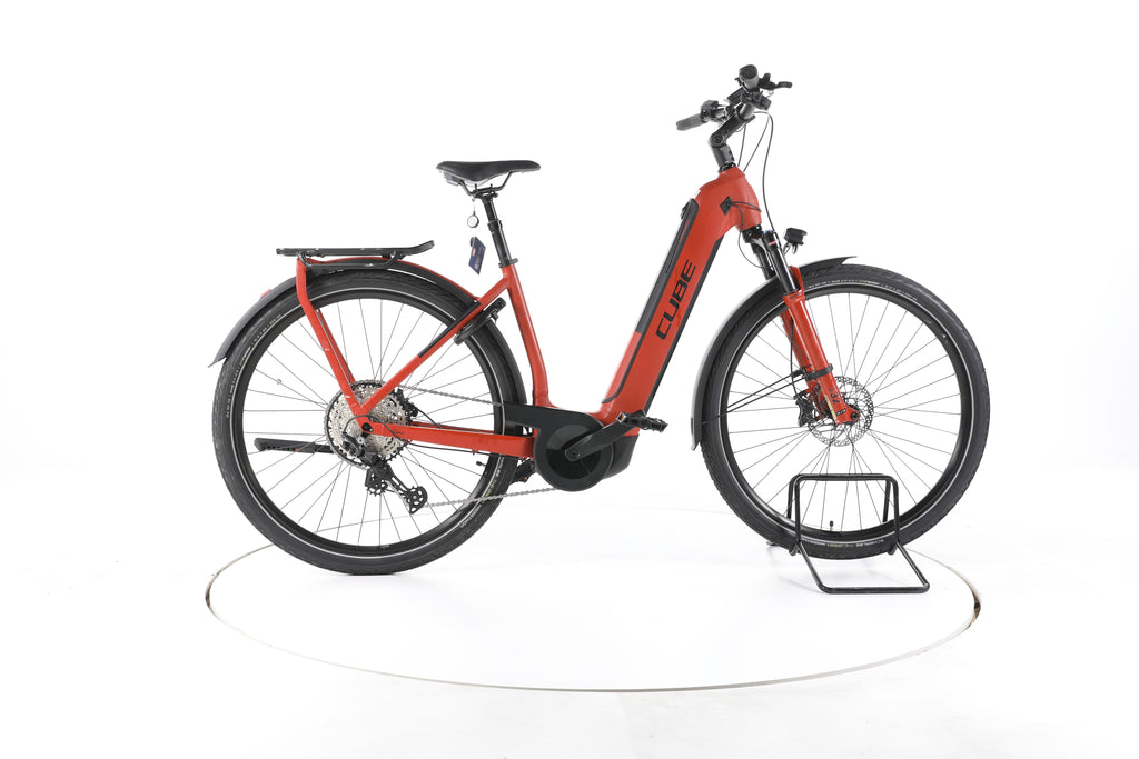 Cube Kathmandu Hybrid EXC Trekking E-Bike Tiefeinsteiger - Image 1