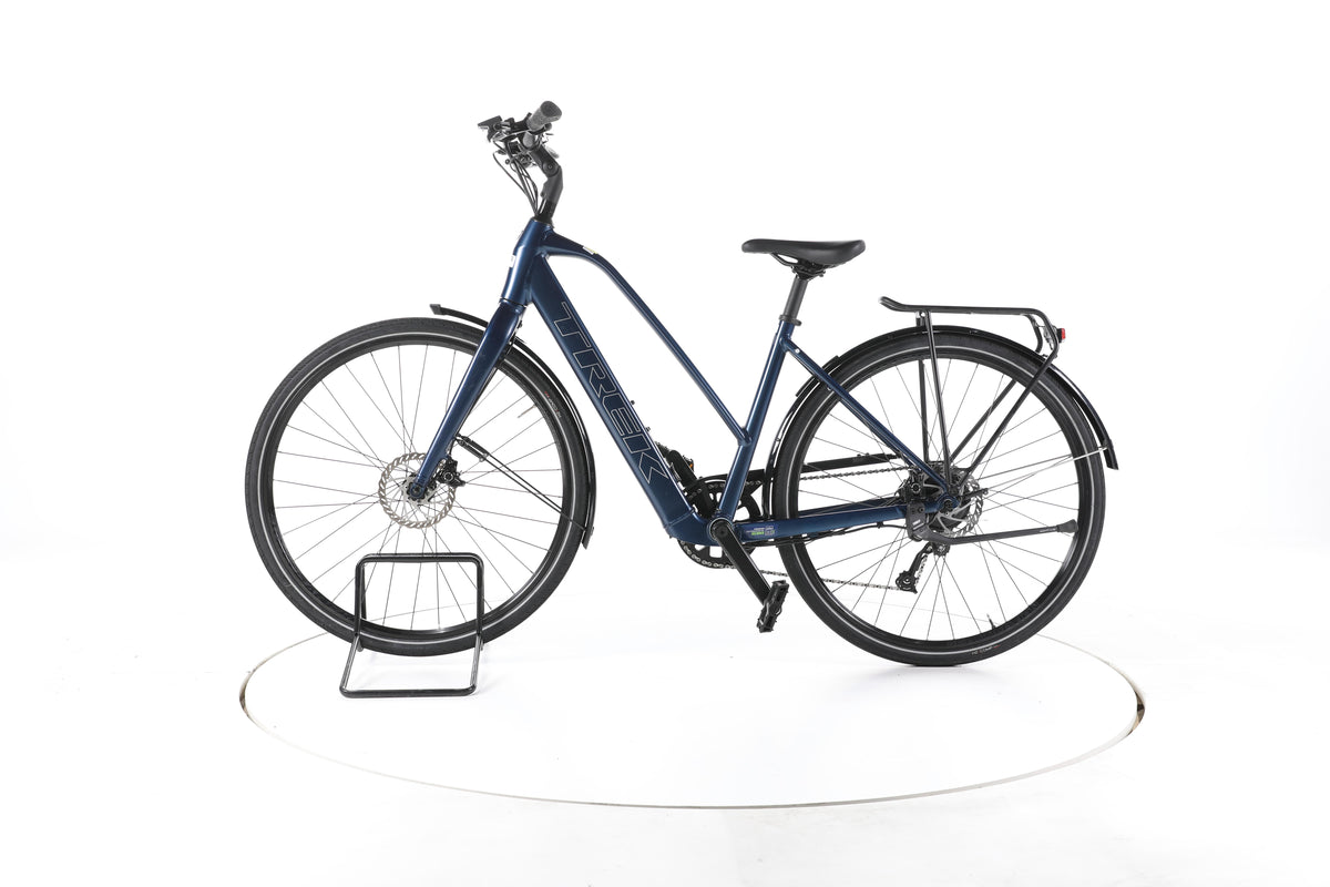 Trek FX+2 Stagger Trekking E-Bike - Image 7