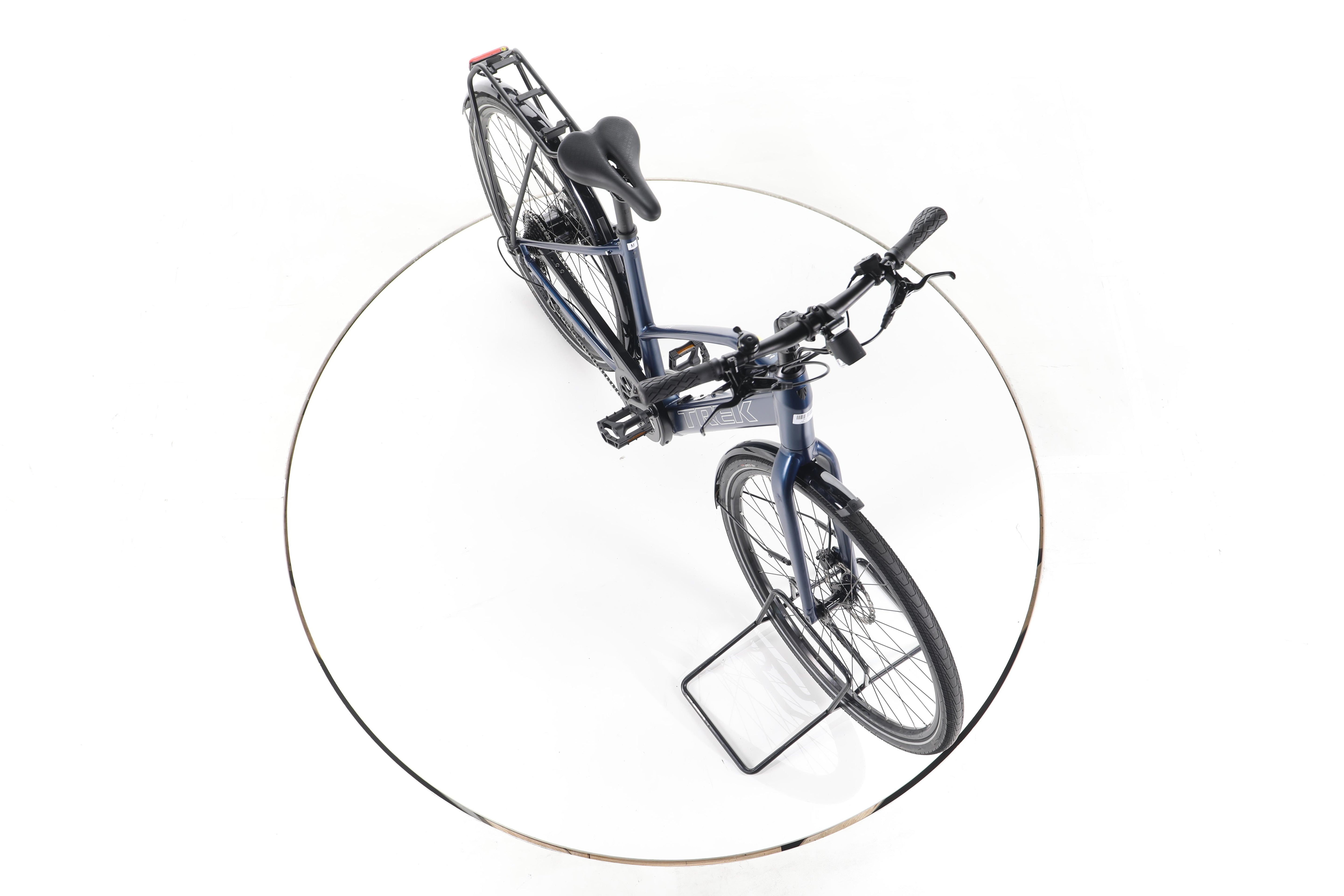 Trek FX+2 Stagger Trekking E-Bike - Image 15