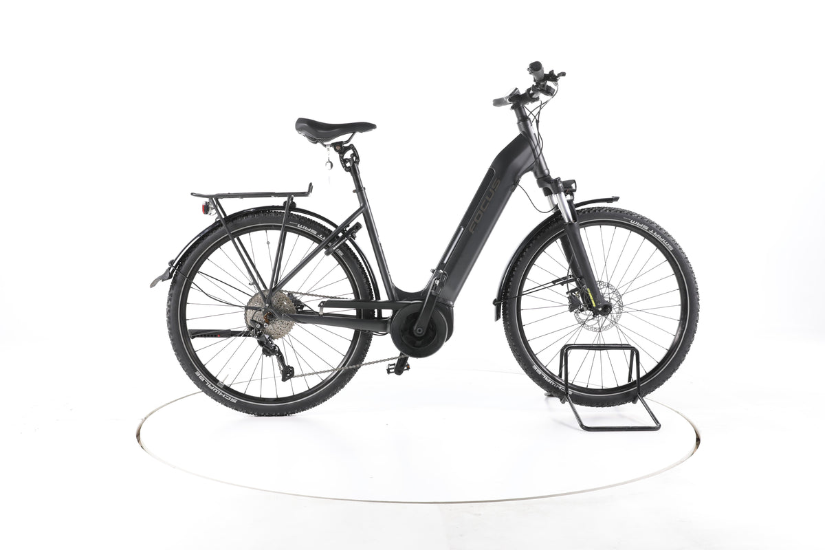 Focus Planet² 5.9 Trekking E-Bike Tiefeinsteiger - Image 1