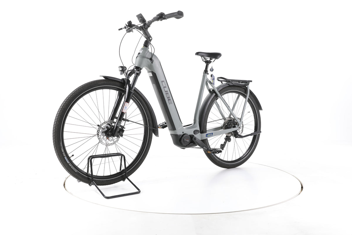Cube Kathmandu Hybrid ONE Trekking E-Bike Tiefeinsteiger - Image 6