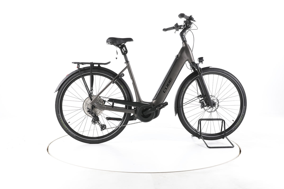 Cube Supreme Sport Hybrid SLX Trekking E-Bike Tiefeinsteiger - Image 1