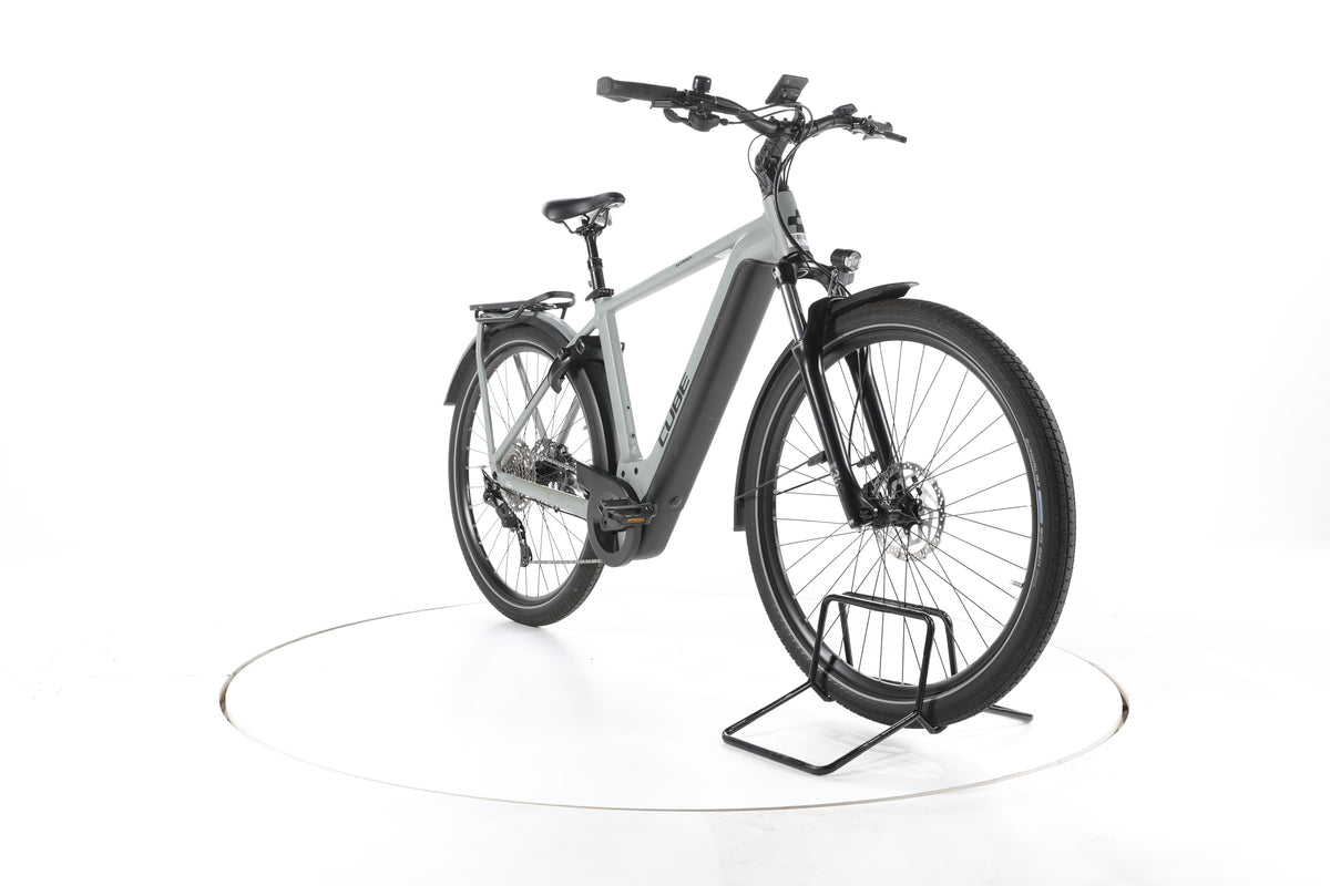 Cube Kathmandu Trekking E-Bike - Image 3
