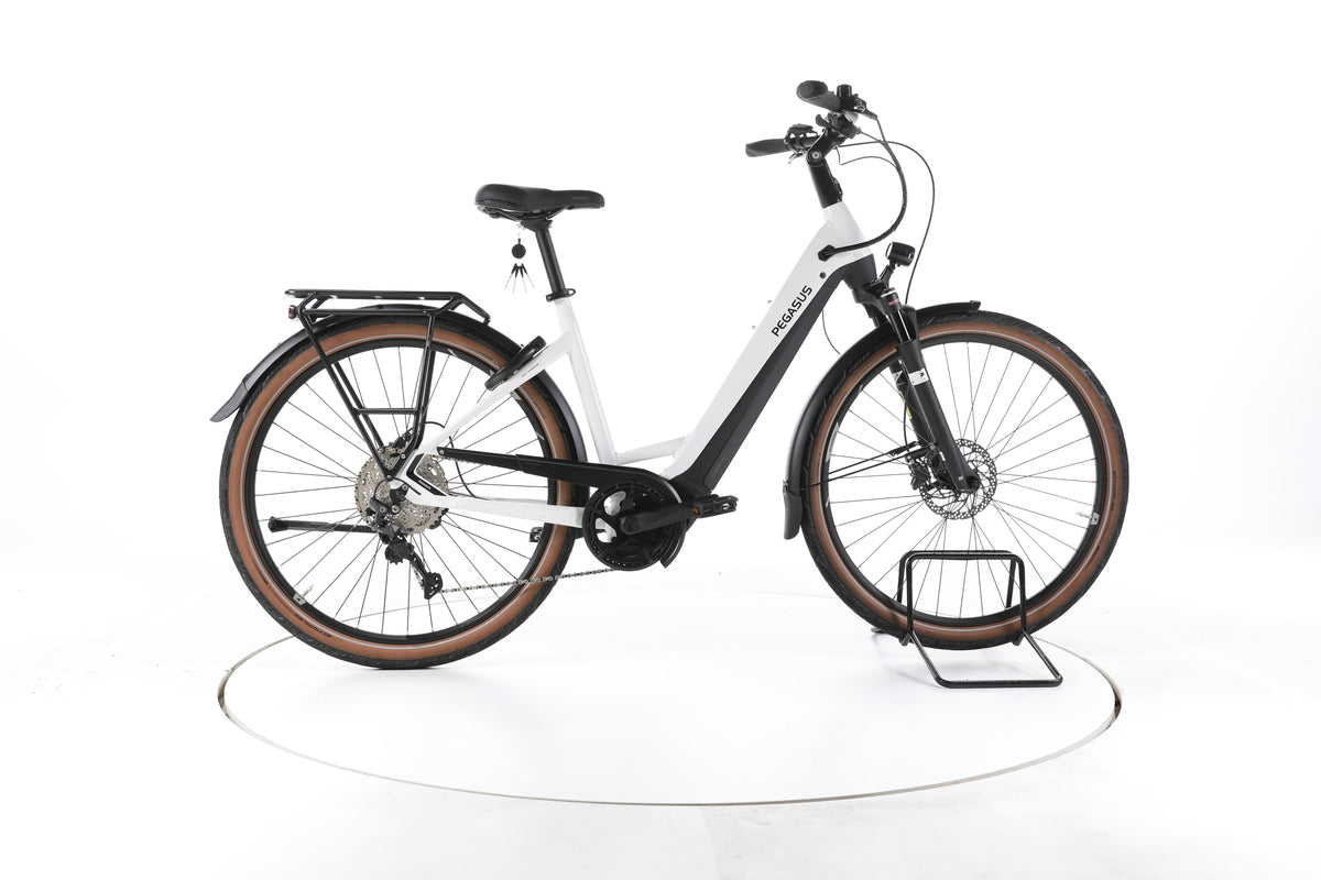 Pegasus PREMIO EVO 10 LITE - 625 Wh - Trekking E-Bike Tiefeinsteiger 2024 - Image 1