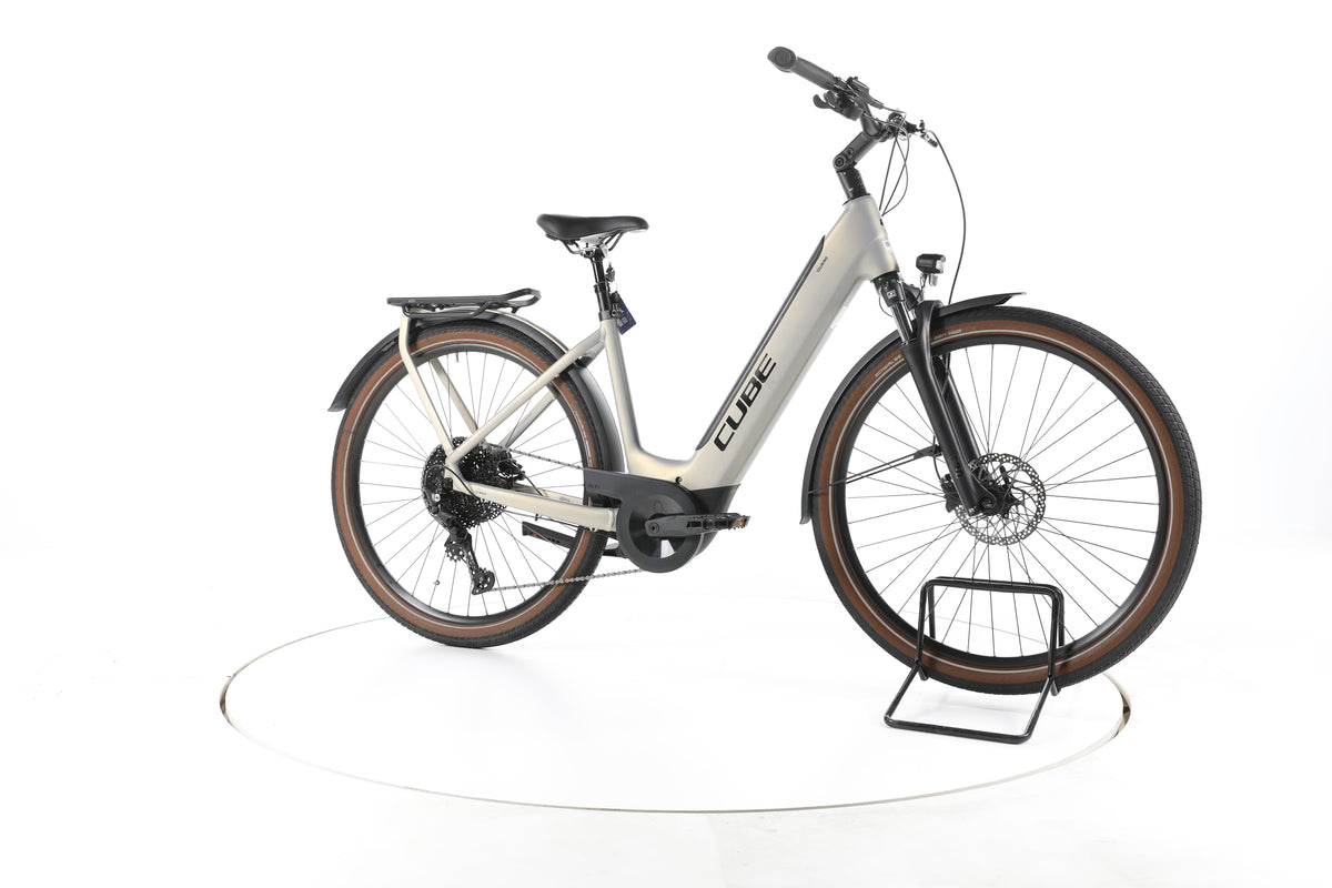 Cube Touring Hybrid Pro Trekking E-Bike Tiefeinsteiger - Image 2