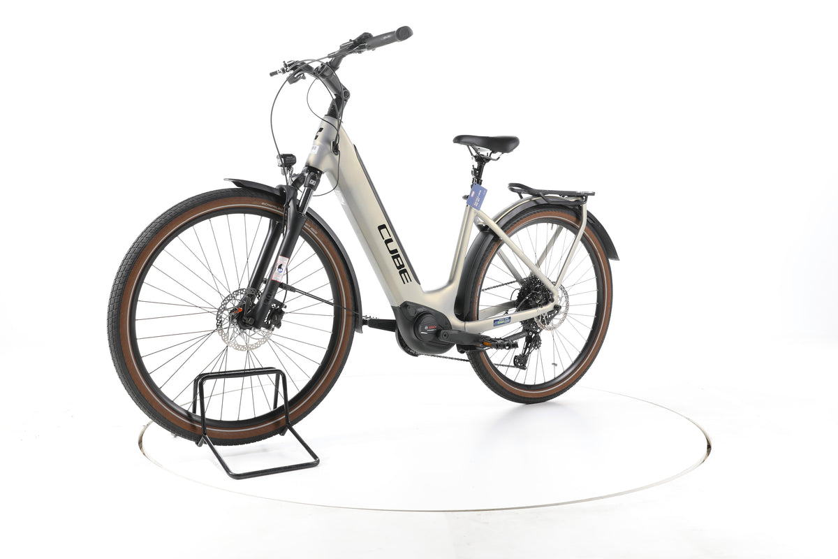Cube Touring Hybrid Pro Trekking E-Bike Tiefeinsteiger - Image 6
