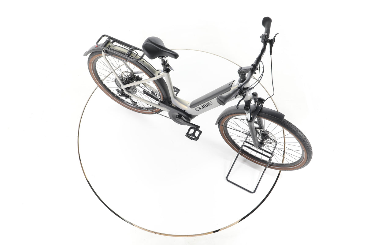 Cube Touring Hybrid Pro Trekking E-Bike Tiefeinsteiger - Image 14