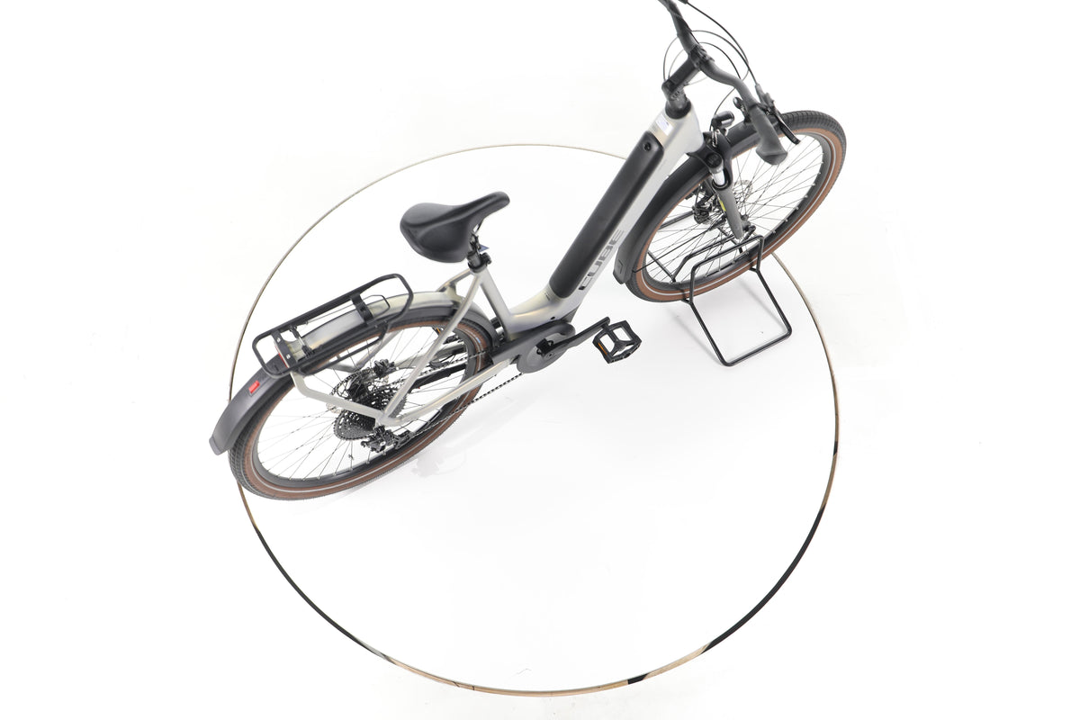 Cube Touring Hybrid Pro Trekking E-Bike Tiefeinsteiger - Image 24