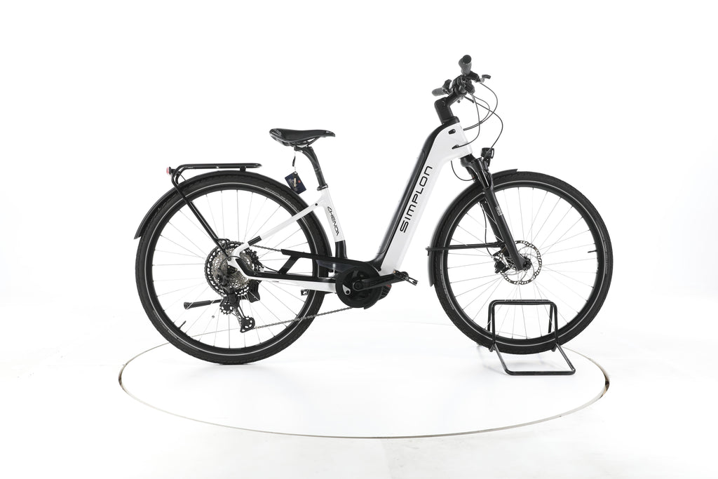 Simplon Chenoa Trekking E-Bike Tiefeinsteiger - Image 1