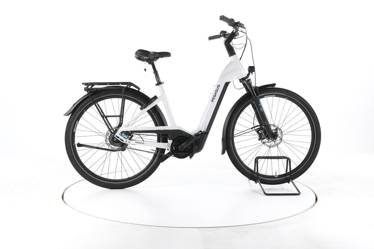 Pegasus Premio EVO 5F Lite Belt City E-Bike Tiefeinsteiger - Image 1