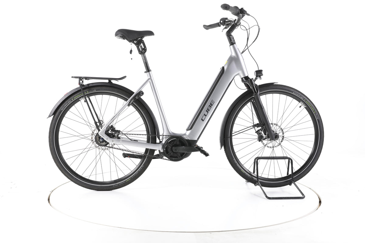 Cube Supreme Hybrid SLX Trekking E-Bike Tiefeinsteiger - Image 1