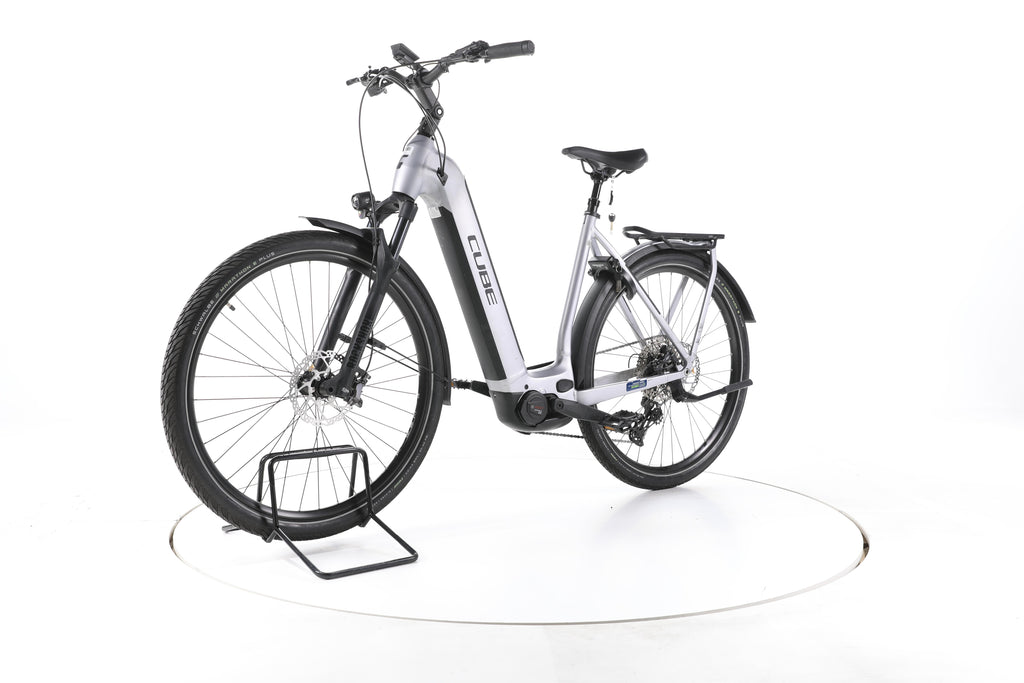 Cube Kathmandu Hybrid SLX Trekking E-Bike Tiefeinsteiger - Image 6