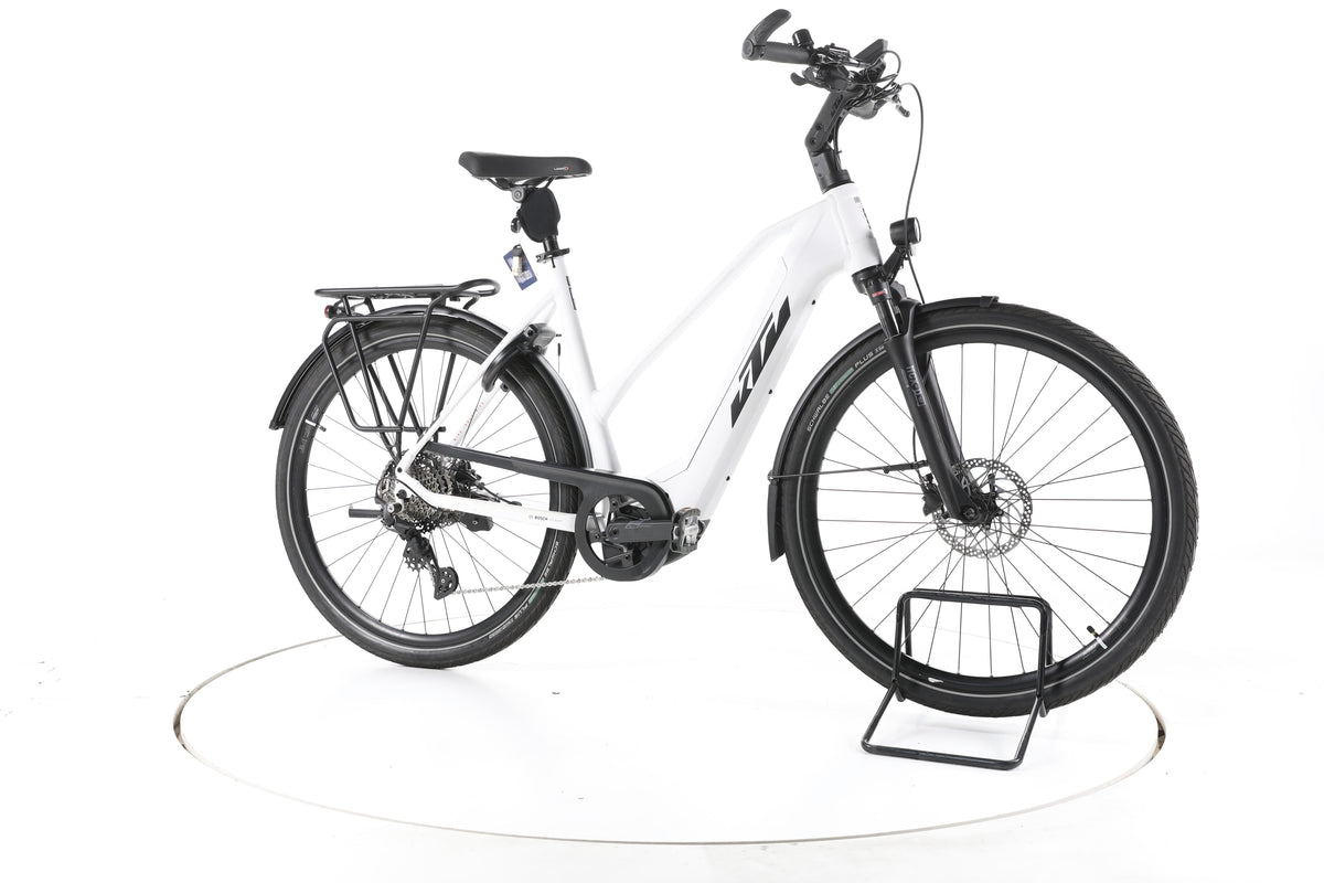 KTM Cento 10 Plus Trekking E-Bike - Image 2