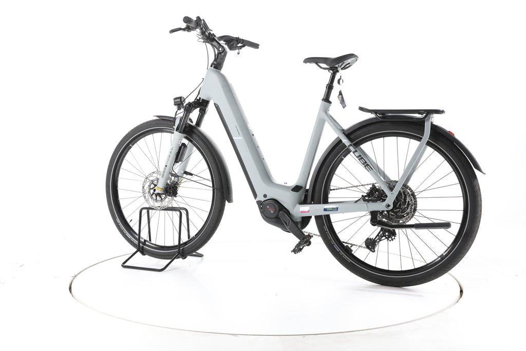 Cube Kathmandu Hybrid Trekking E-Bike Tiefeinsteiger 2025 - Image 8
