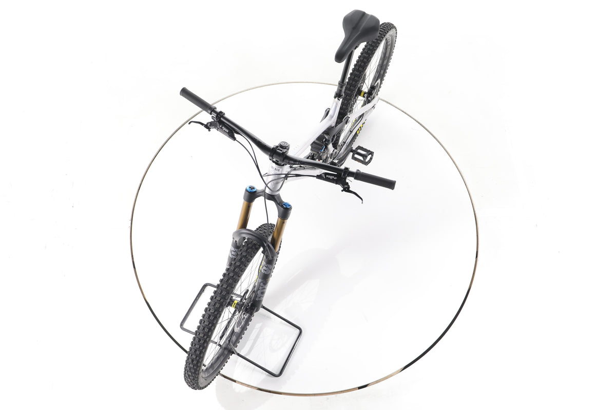 RAAW Madonna V3 Fahrrad Fully - Image 17