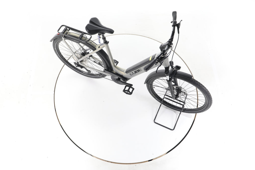 Cube Touring Hybrid Pro 625 Trekking E-Bike Tiefeinsteiger - Image 14