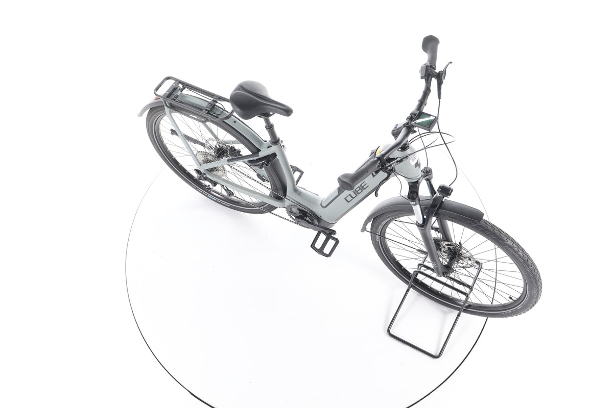Cube Kathmandu Hybrid ONE Trekking E-Bike Tiefeinsteiger - Image 14