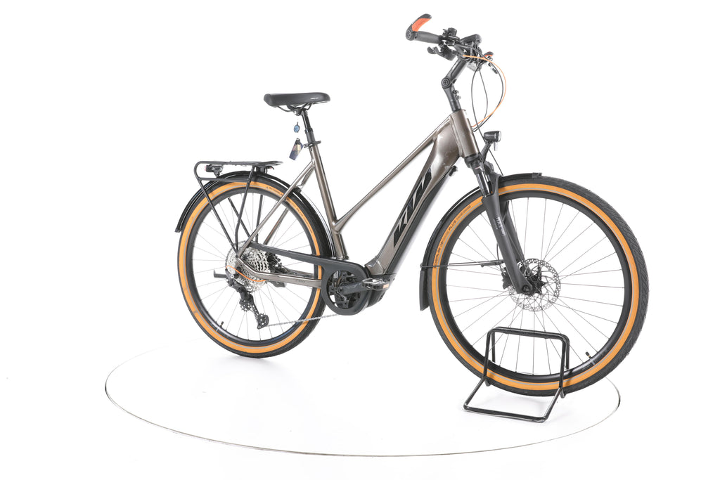 KTM Macina Ultimate Pro Trekking E-Bike - Image 2