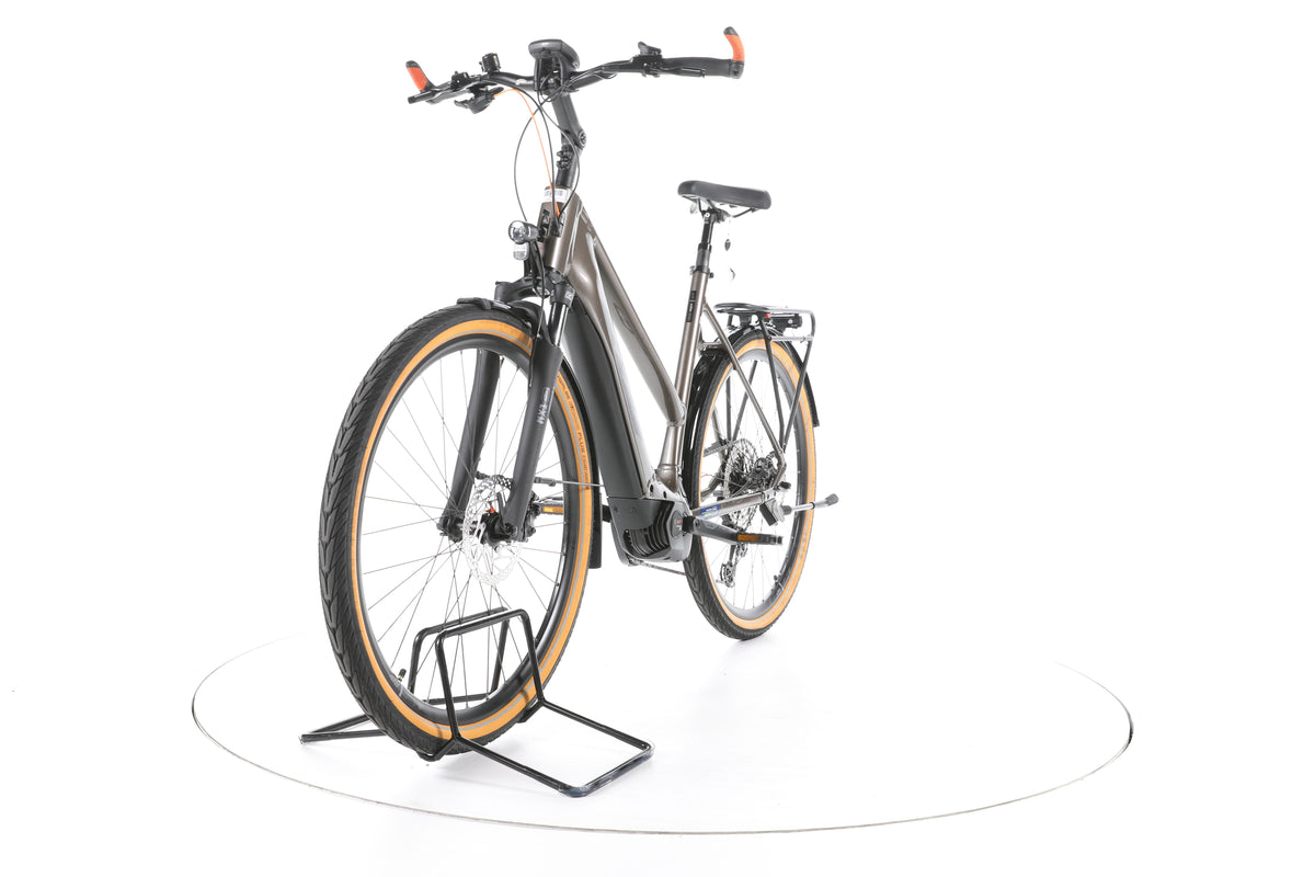 KTM Macina Ultimate Pro Trekking E-Bike - Image 5