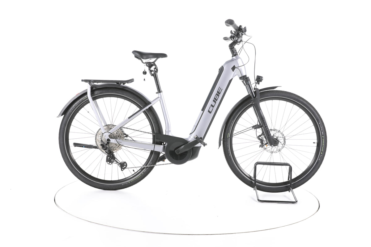 Cube Kathmandu Hybrid SLX Trekking E-Bike Tiefeinsteiger - Image 1