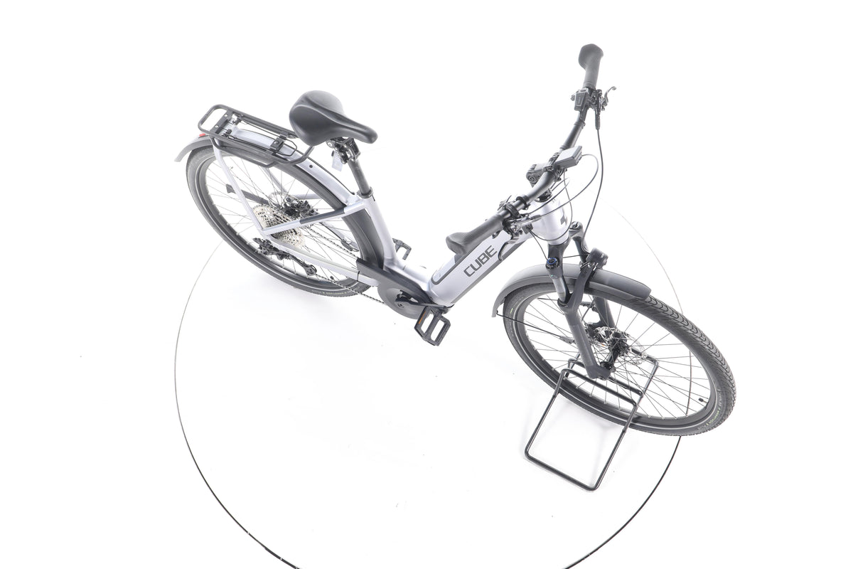 Cube Kathmandu Hybrid SLX Trekking E-Bike Tiefeinsteiger - Image 14
