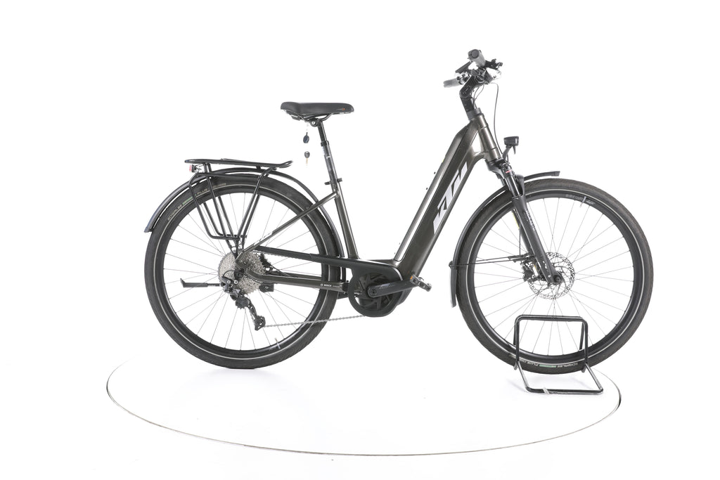 KTM Macina Style 740 Trekking E-Bike Tiefeinsteiger - Image 1