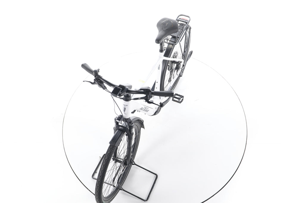 KTM Macina Style 720 Trekking E-Bike - Image 17