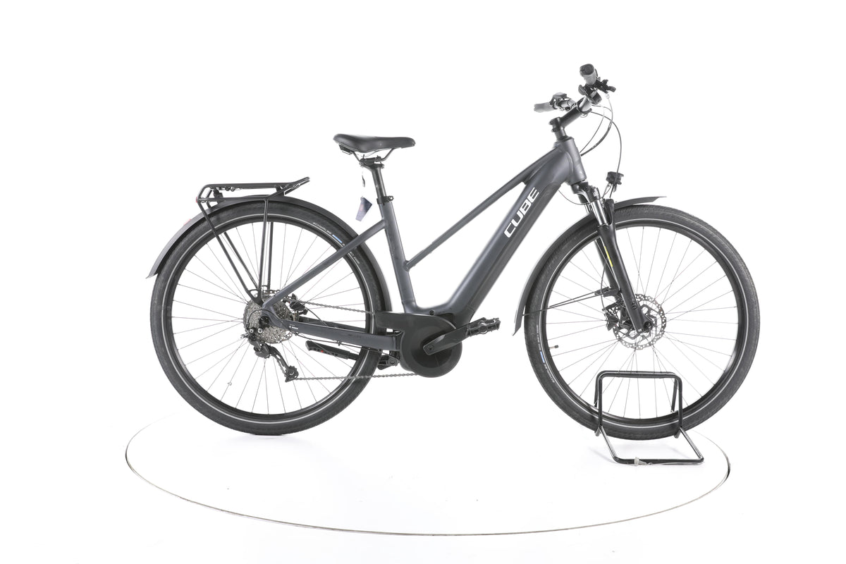 Cube Touring Hybrid One Trekking E-Bike - Image 1