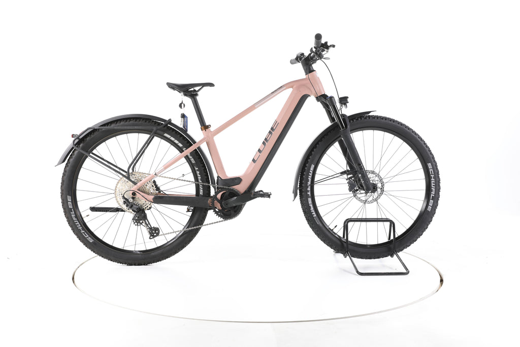 Cube Reaction Hybrid Pro Allroad Trekking E-Bike - Image 1