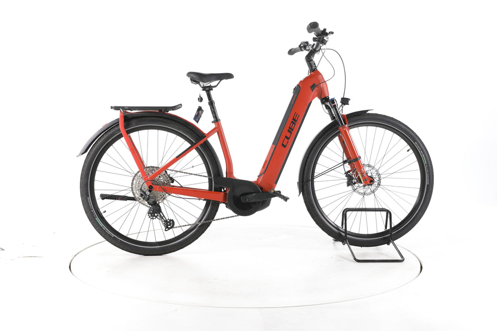 Cube Kathmandu Hybrid EXC Trekking E-Bike Tiefeinsteiger - Image 1
