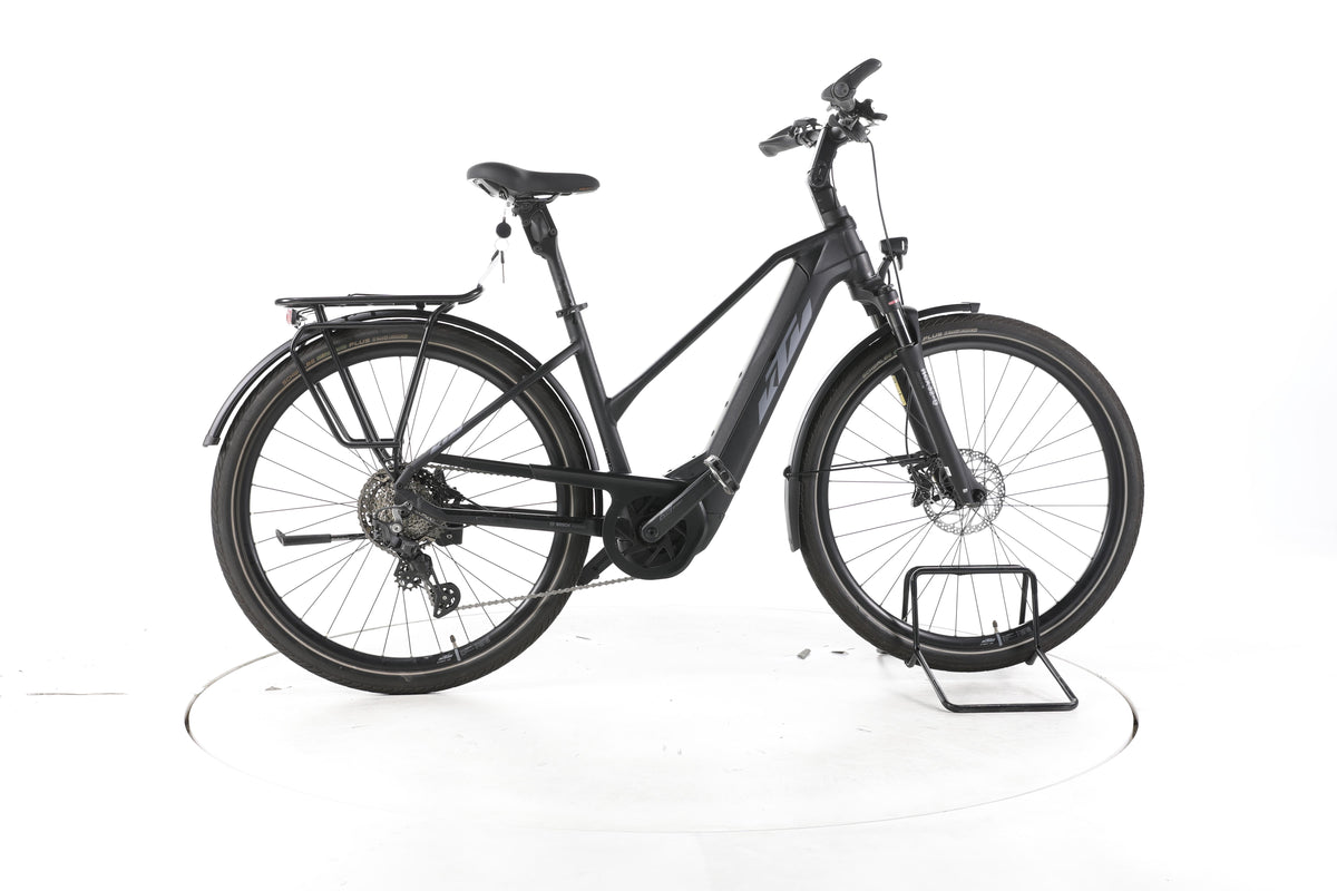 KTM Macina Style 730 Trekking E-Bike - Image 1