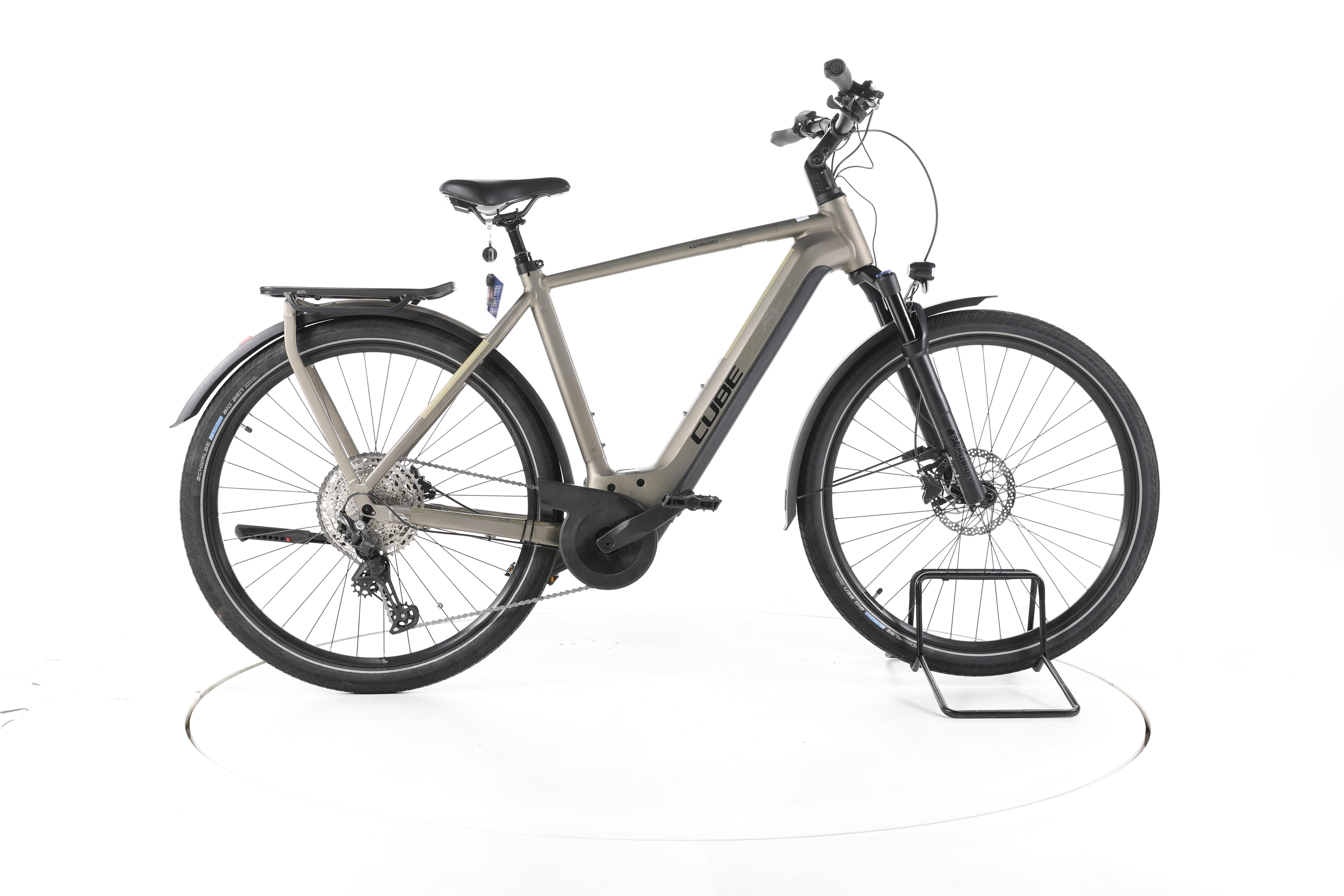 Cube Kathmandu Hybrid Pro Trekking E-Bike - Image 1