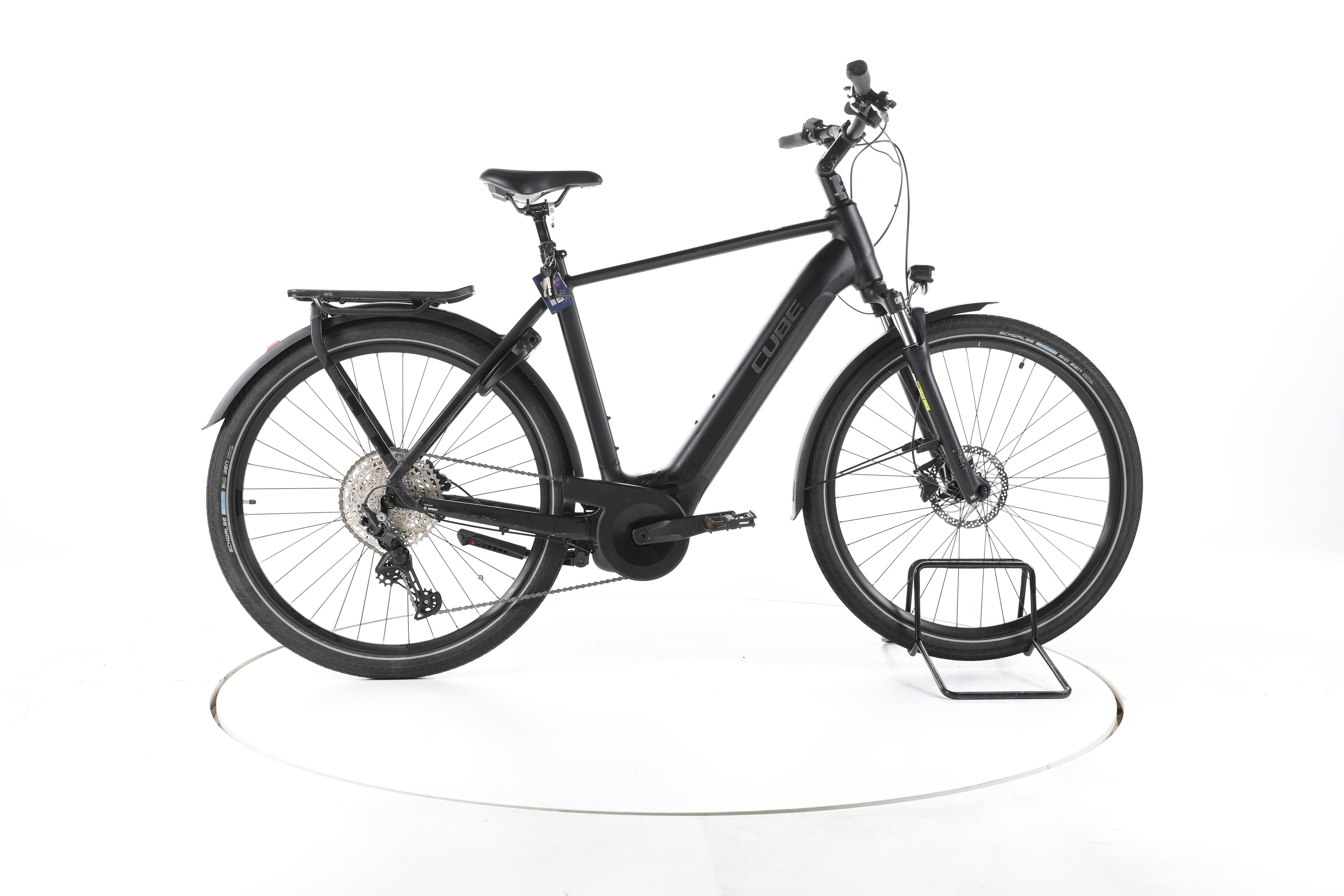 Cube Touring Hybrid Pro Trekking E-Bike - Image 1