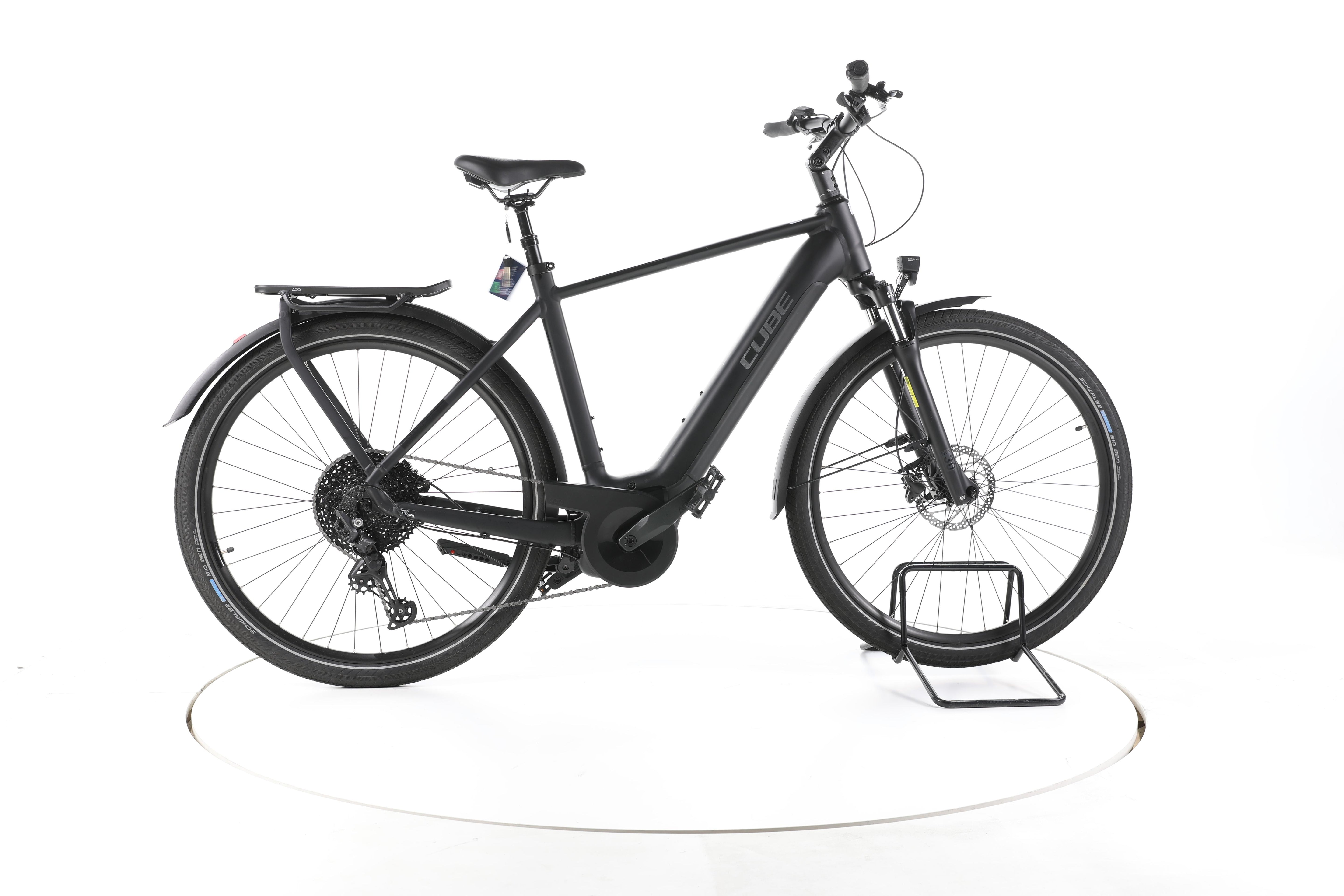 Cube Touring Hybrid Pro Trekking E-Bike - Image 1
