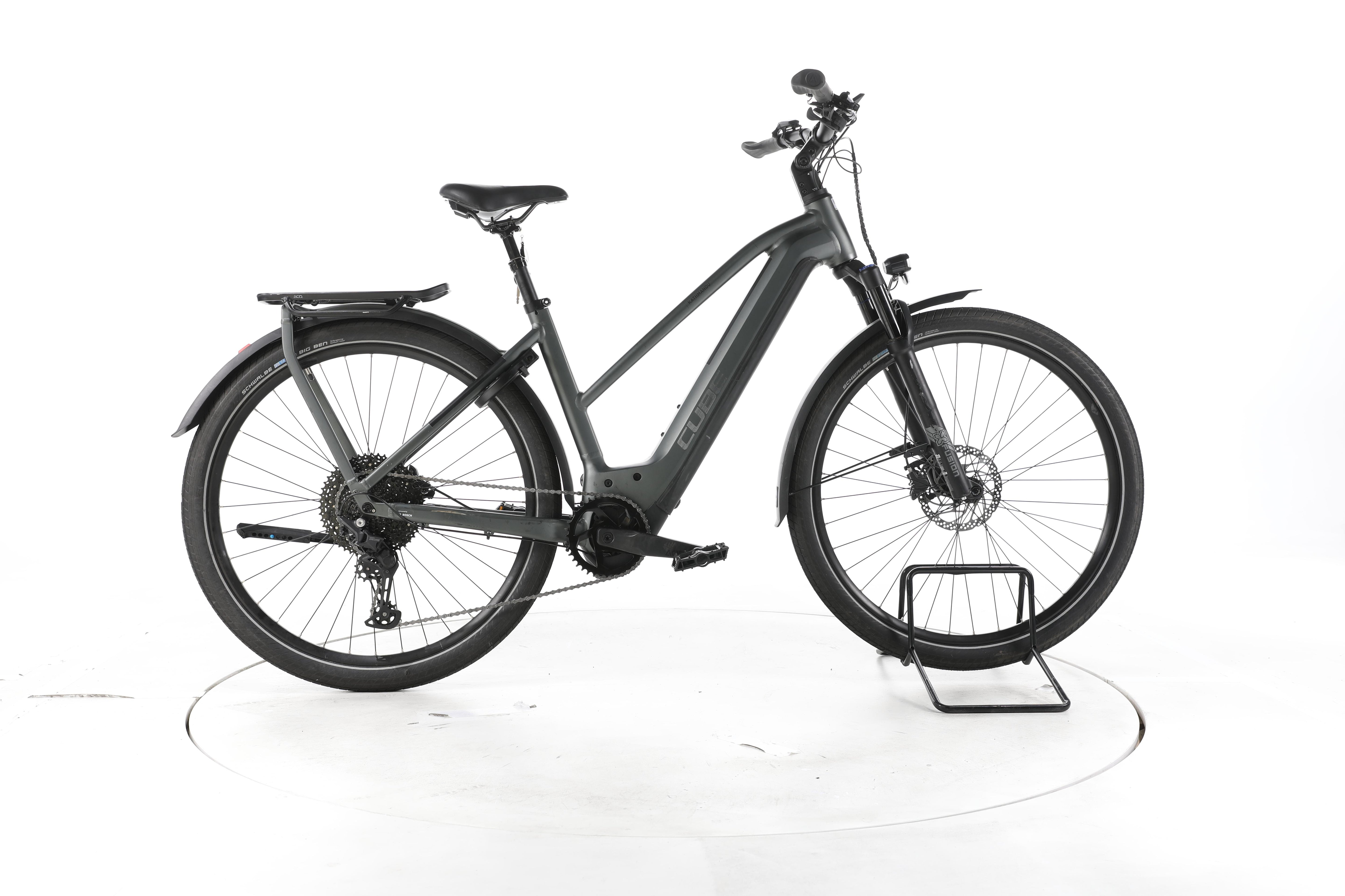 Cube Kathmandu Hybrid Pro Trekking E-Bike - Image 1