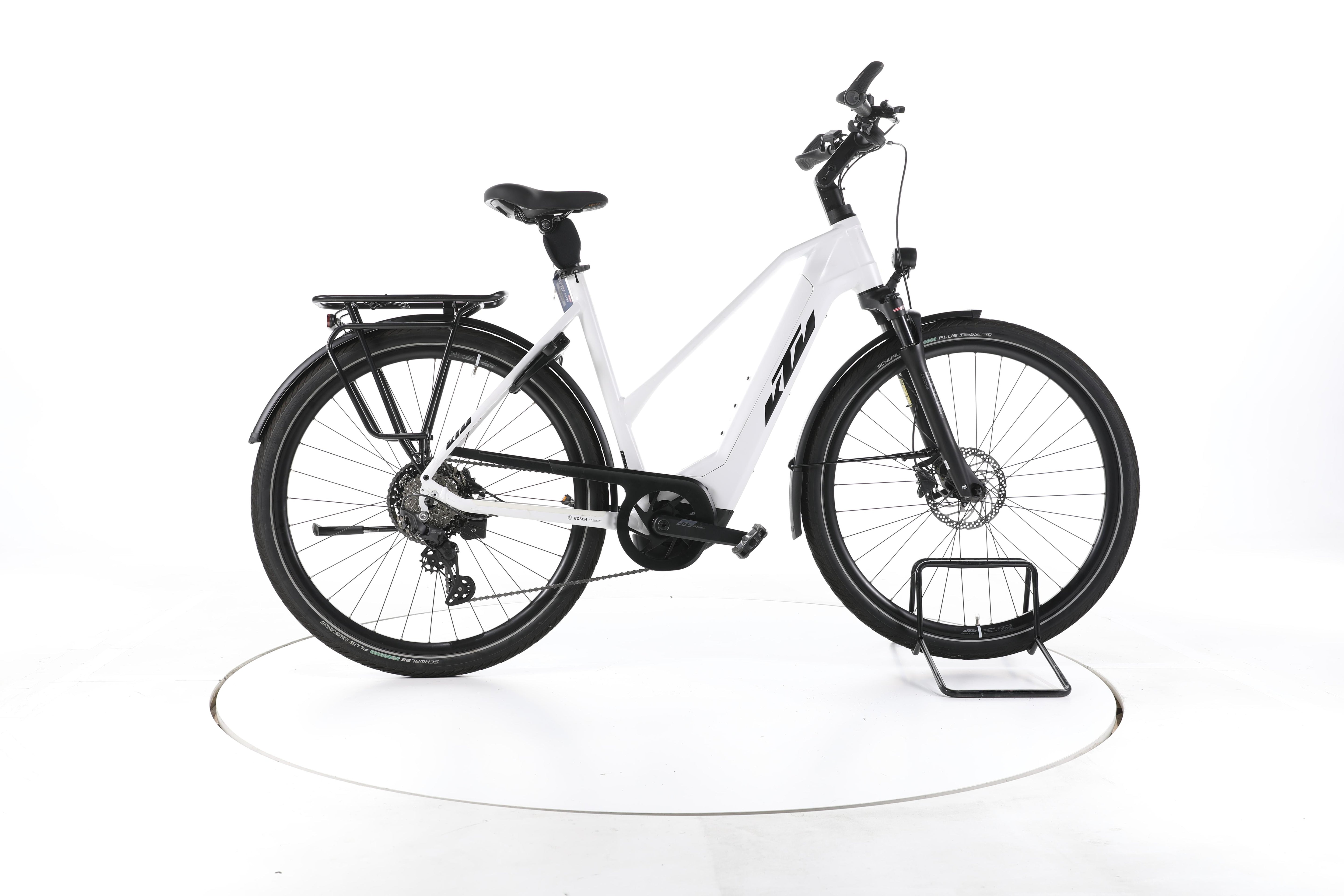 KTM Cento 10 Plus Trekking E-Bike 2024 - Image 1