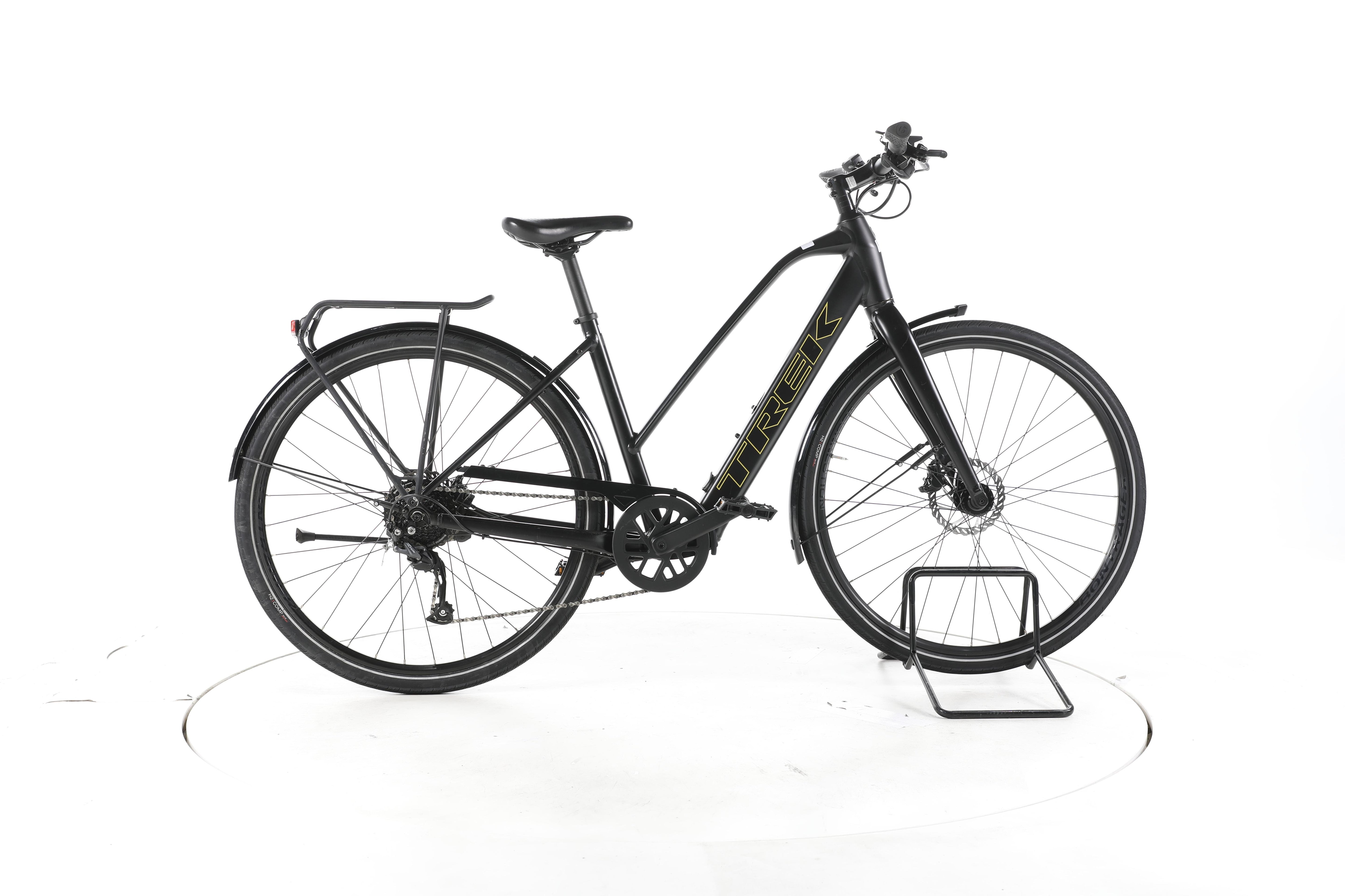 Trek FX+ 2 Stagger Trekking E-Bike - Image 1