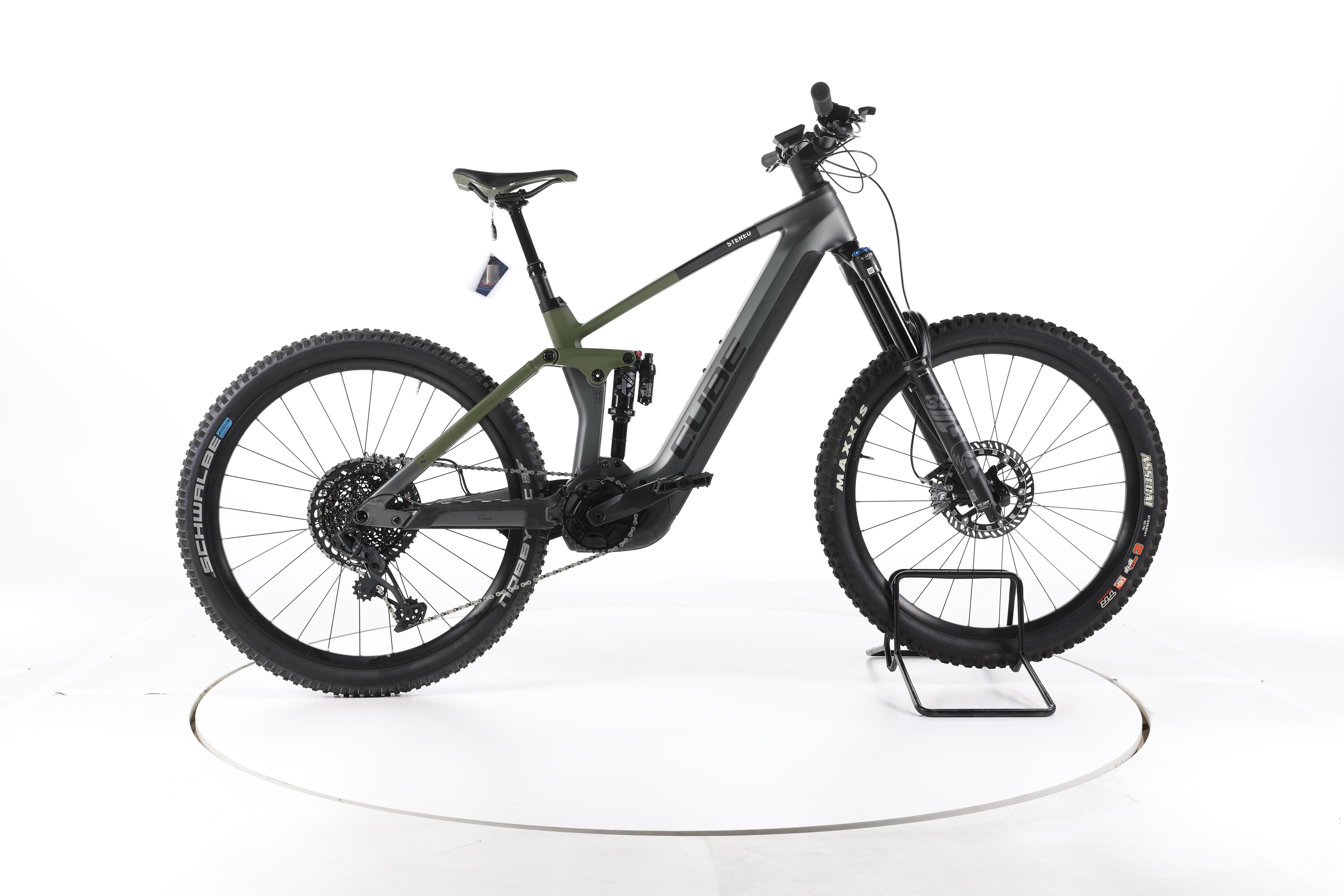 Cube Stereo Hybrid 160 HPC TM flash E-Bike Fully Carbon - Image 1