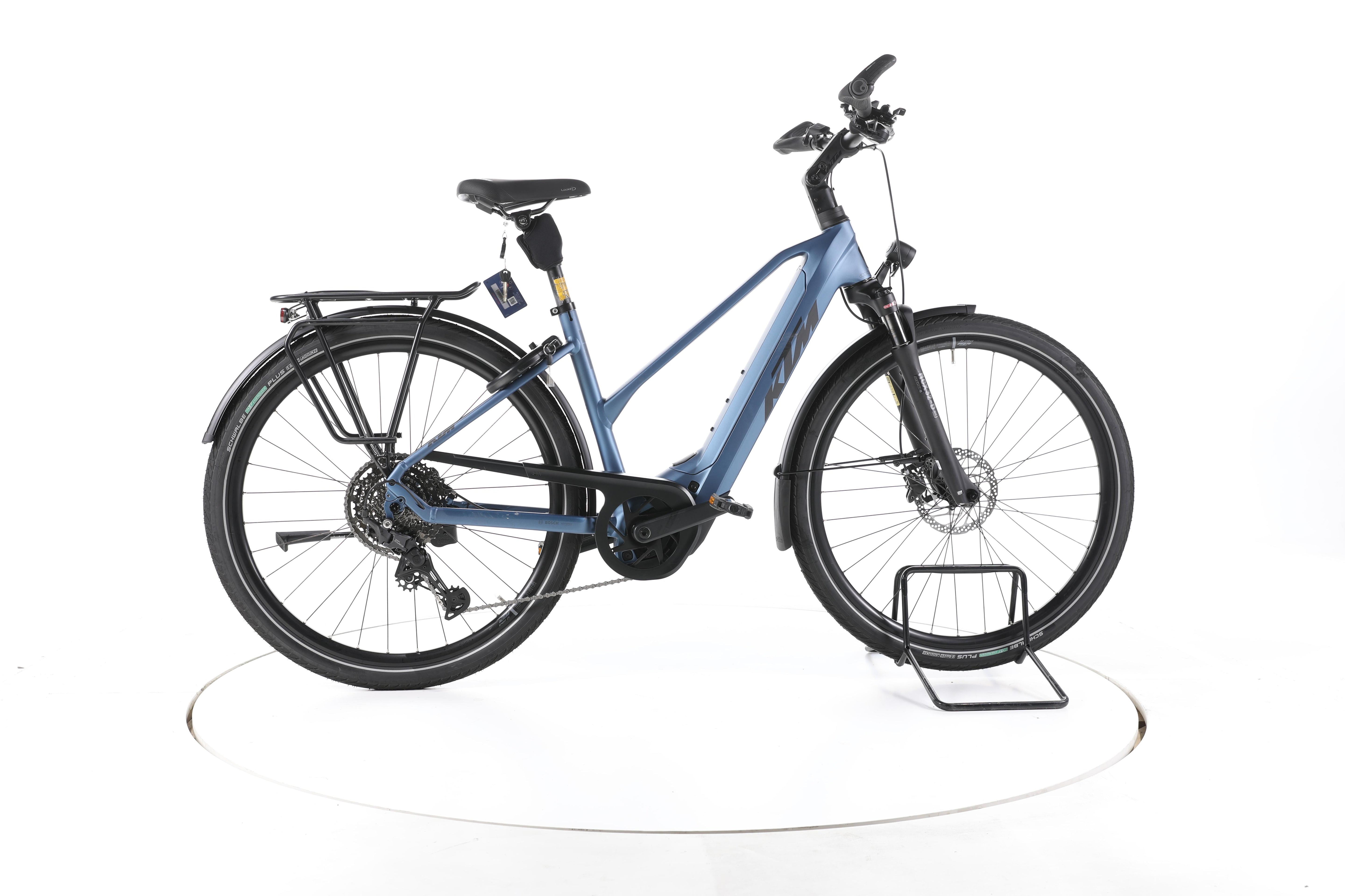 KTM Cento Plus ZEG Trekking E-Bike 2025 - Image 1