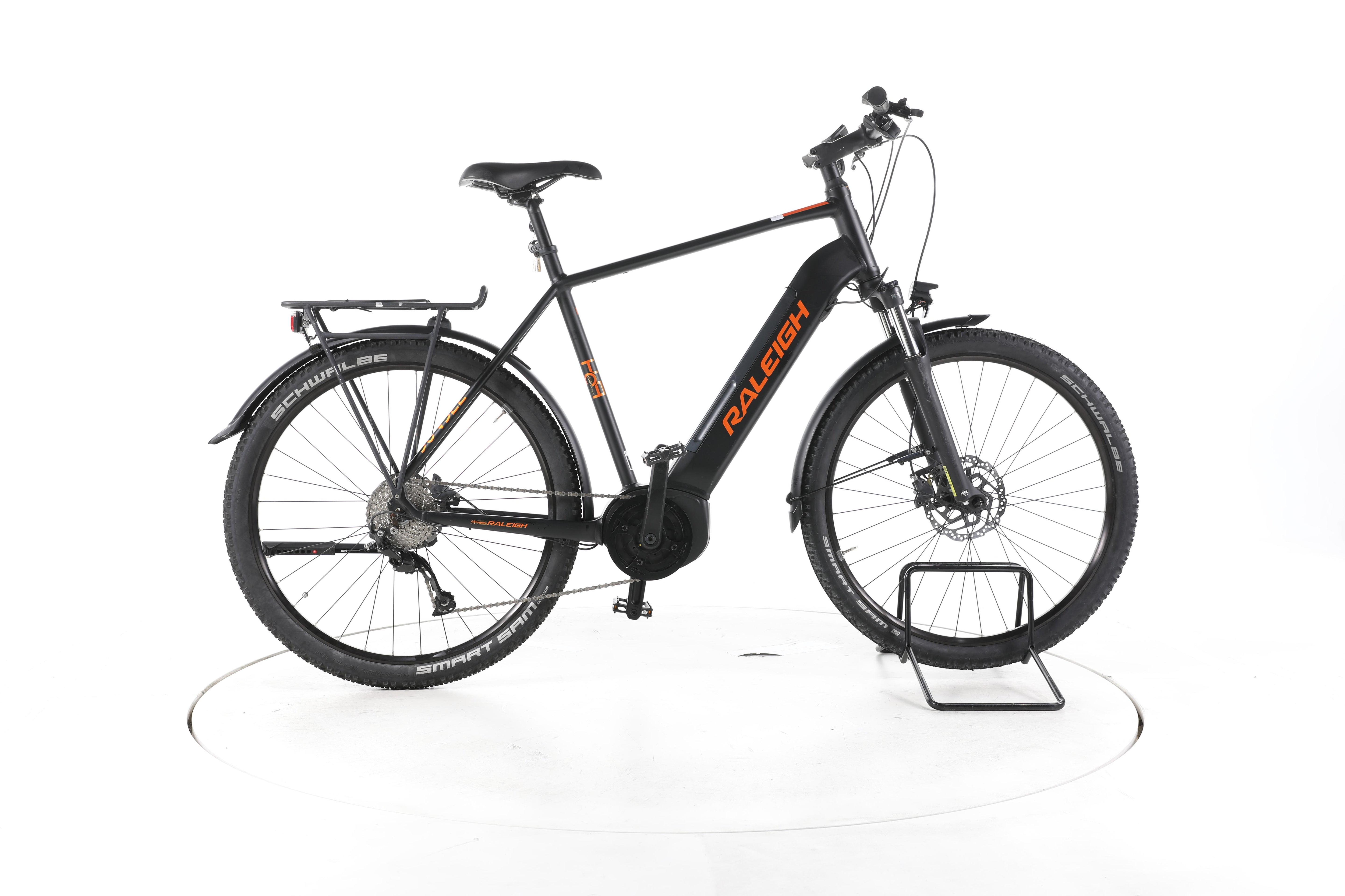 Raleigh DUNDEE LTD Trekking E-Bike - Image 1
