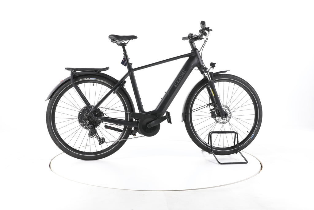 Cube Touring Hybrid Pro 625 Trekking E-Bike - Image 1