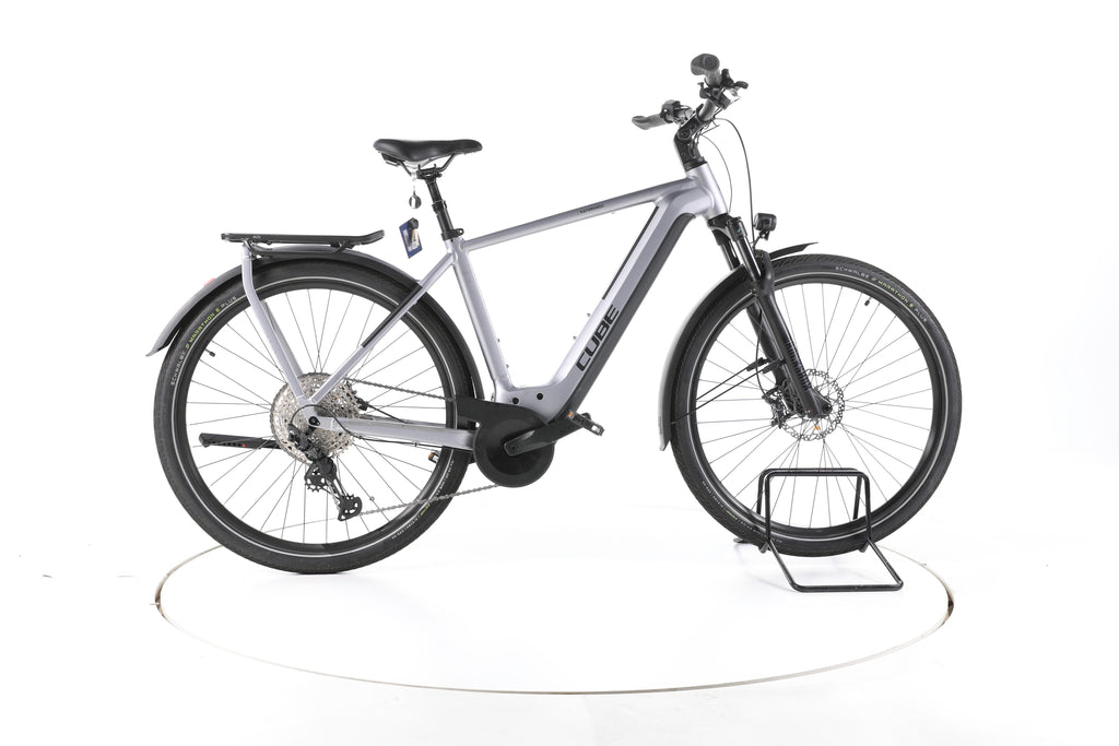 Cube Kathmandu Hybrid SLX Trekking E-Bike - Image 1