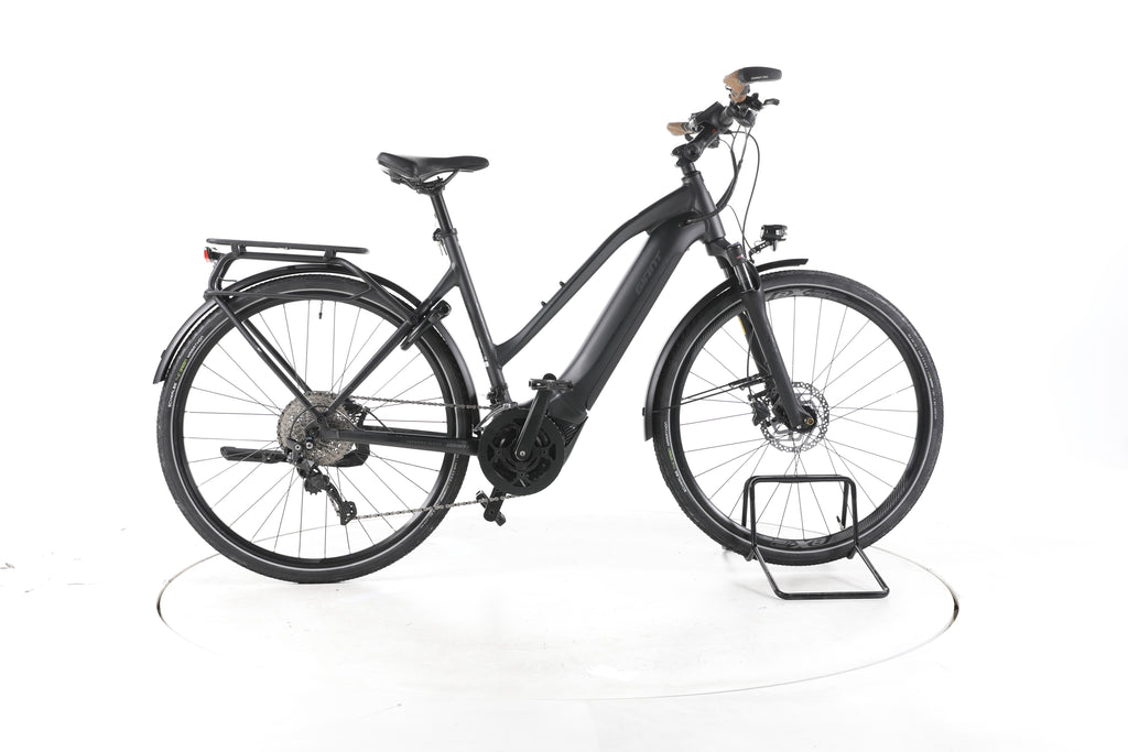 Giant Explore E+1 Trekking E-Bike - Image 1