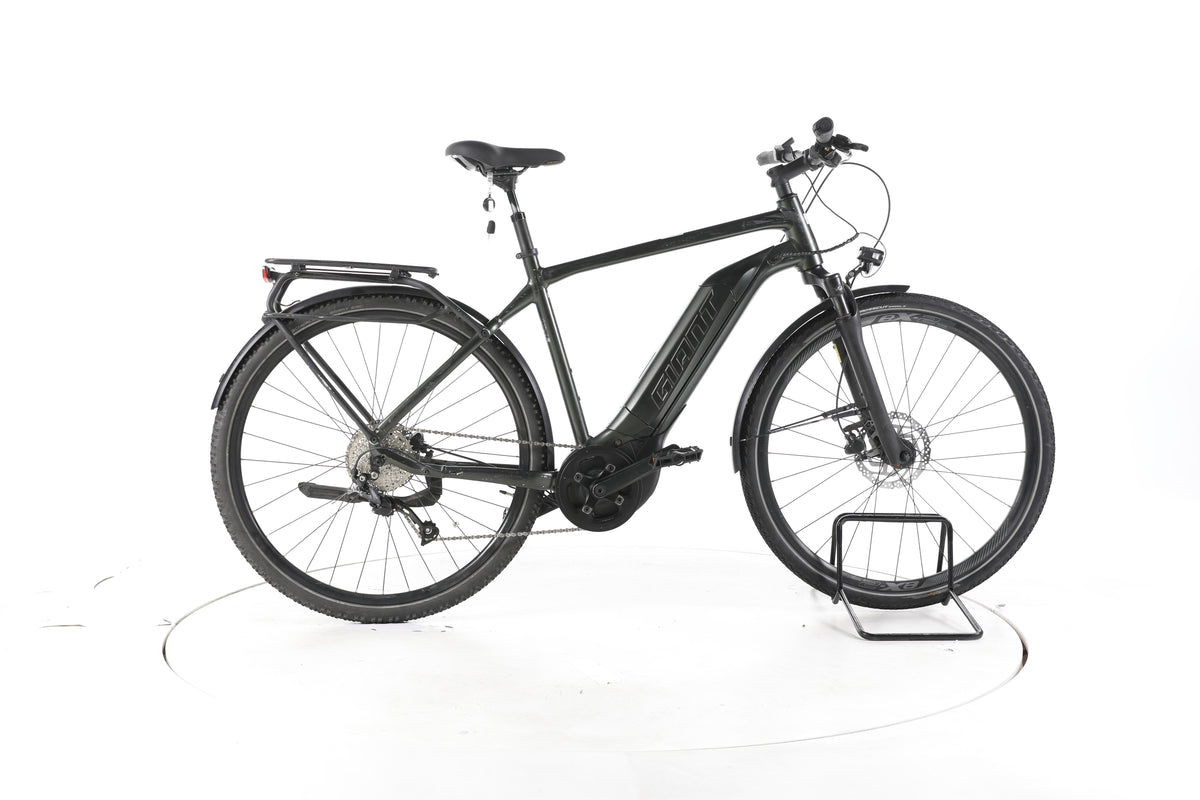 Giant Explore E+ 3 Trekking E-Bike - Image 1