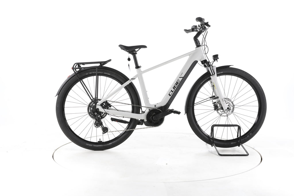 Cube Touring Hybrid ONE Trekking E-Bike 2025 - Image 1