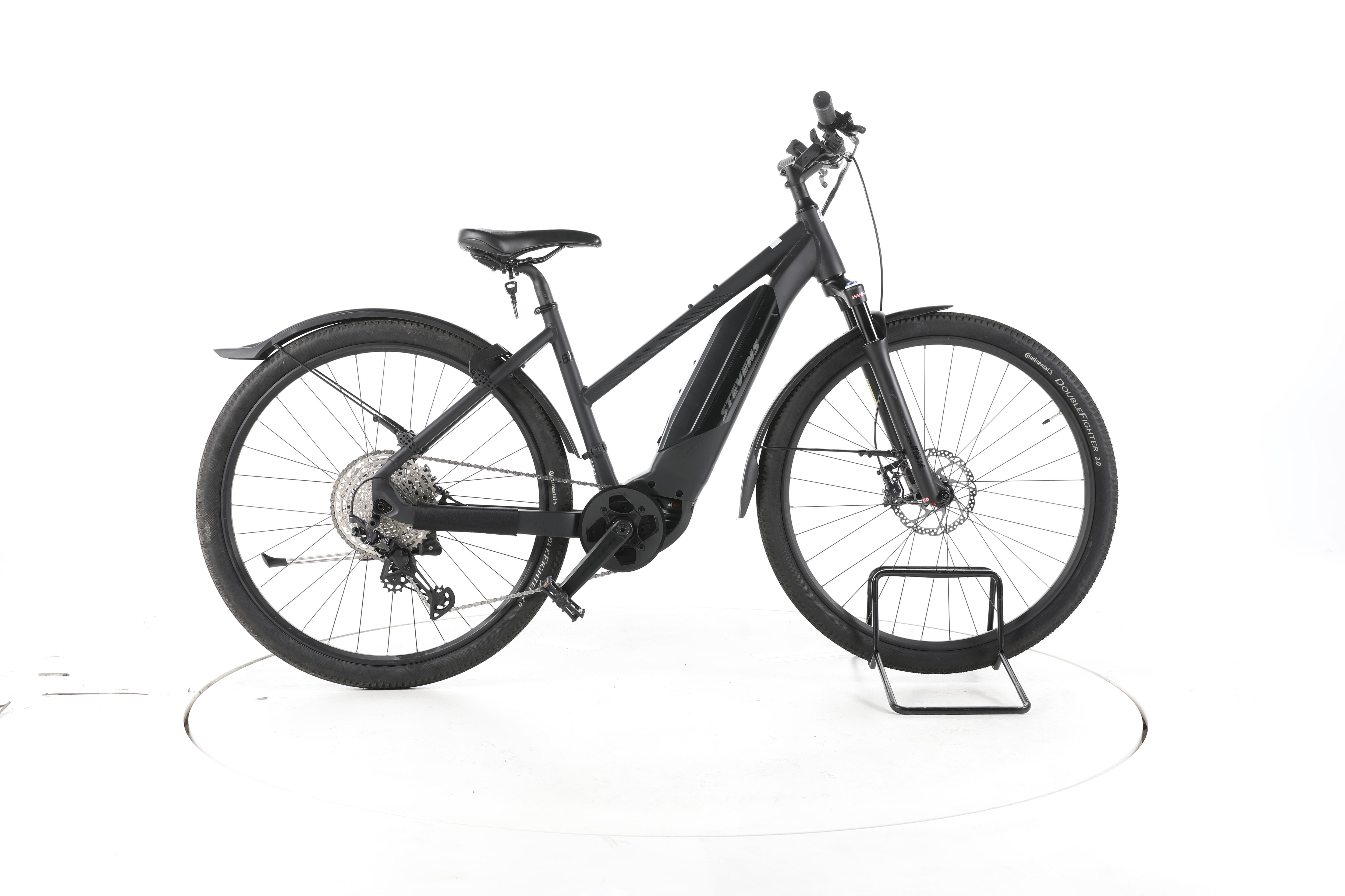 Stevens E-8X Trekking E-Bike - Image 1