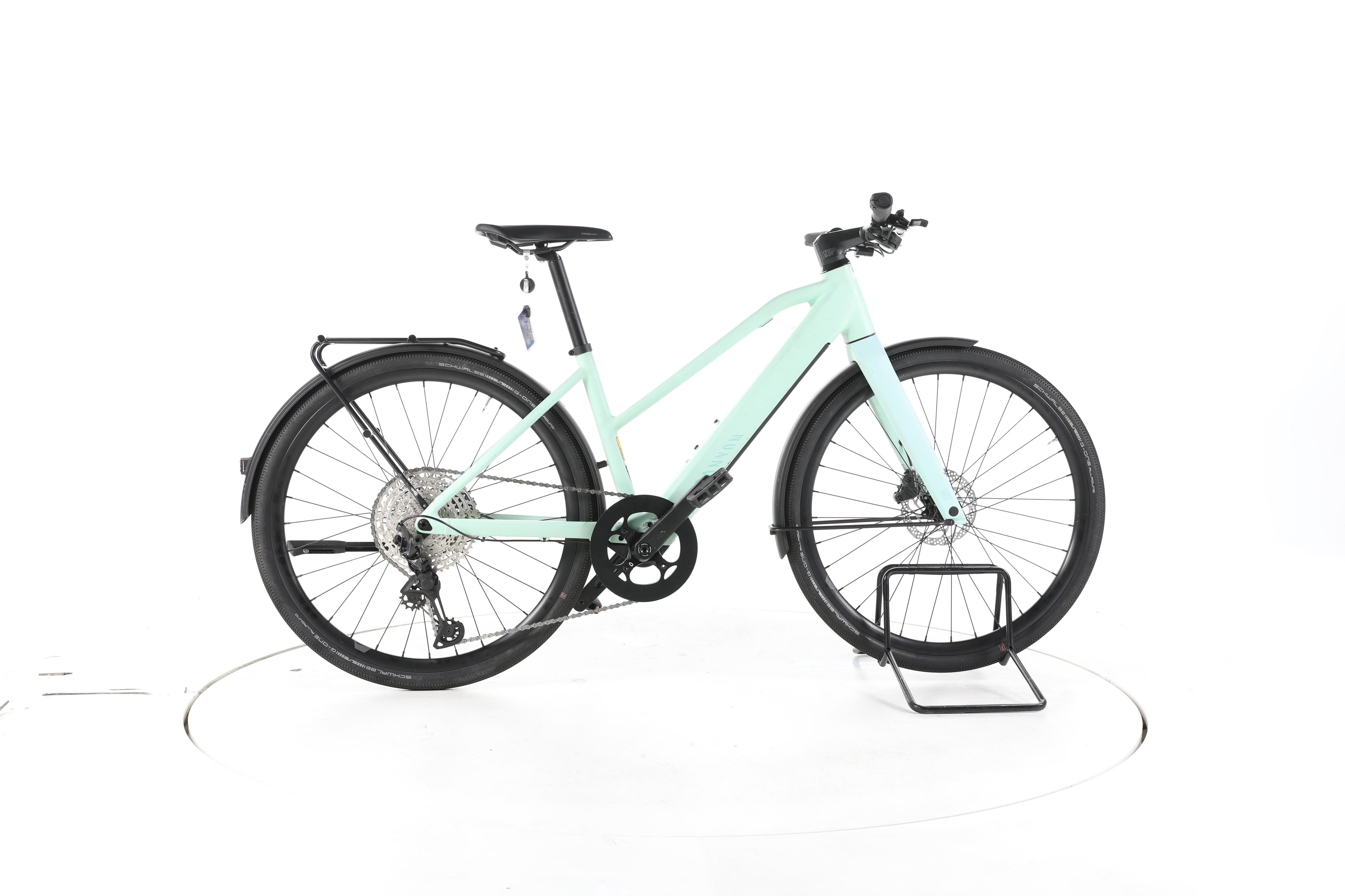 Canyon Commuter:ON 7 Trekking E-Bike - Image 1
