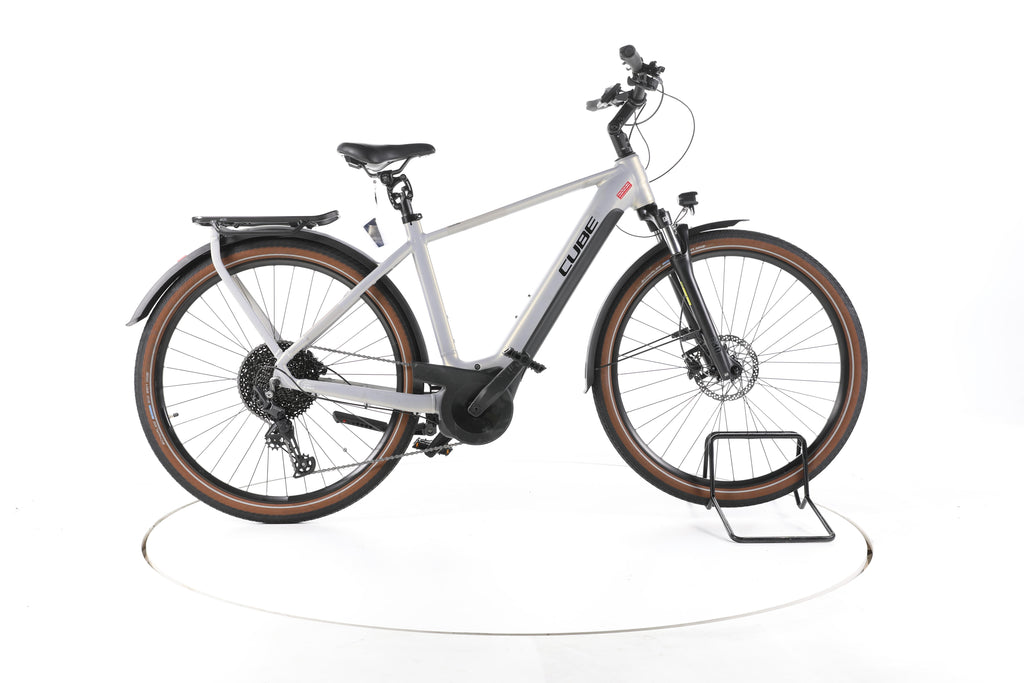 Cube Touring Hybrid Pro Trekking E-Bike - Image 1
