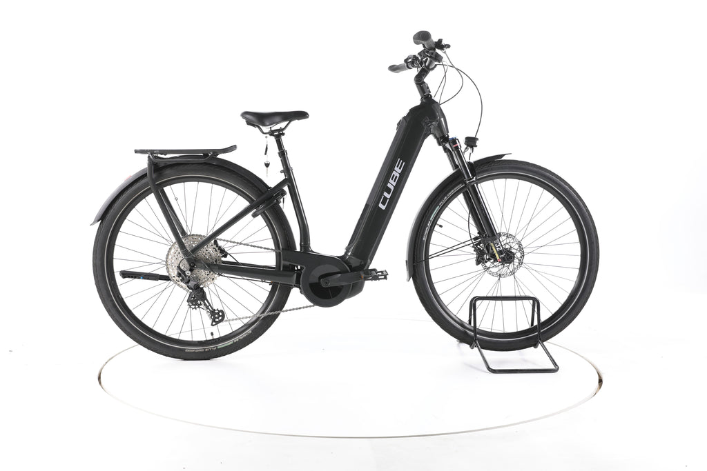 Cube Kathmandu Hybrid EXC Trekking E-Bike Tiefeinsteiger - Image 1