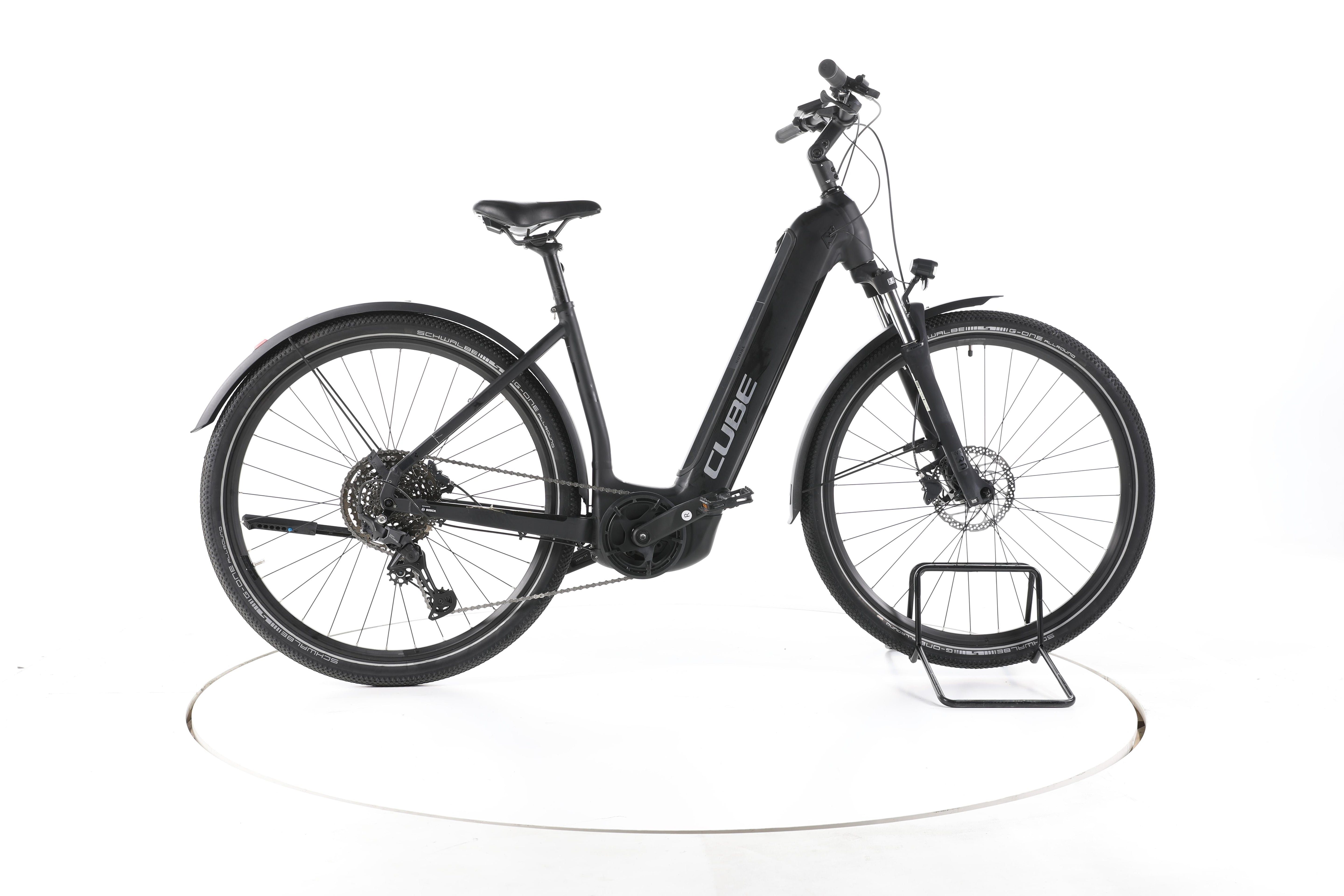 Cube Nuride Hybrid Pro Allroad Trekking E-Bike Tiefeinsteiger 2024 - Image 1